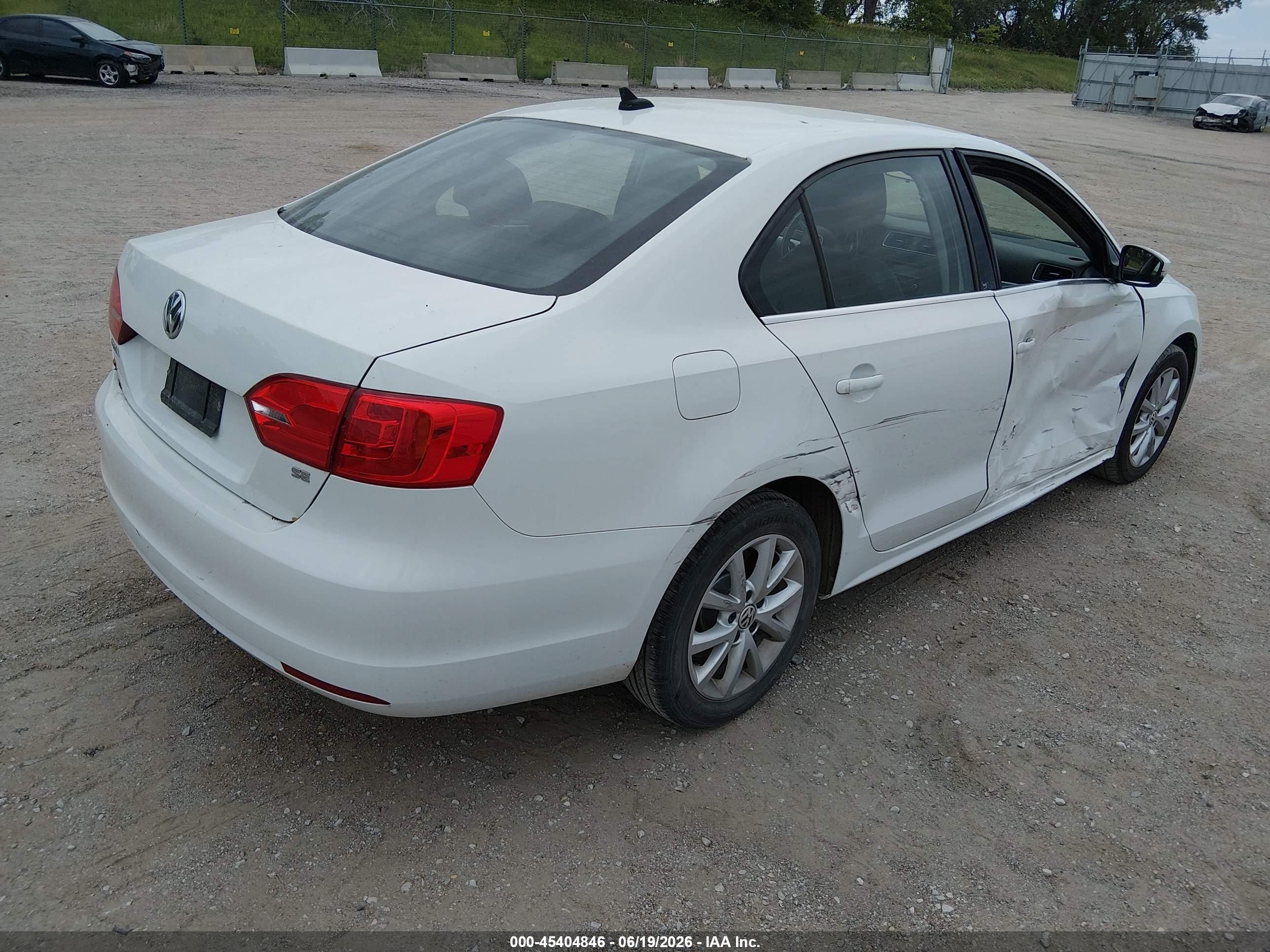 2014 Volkswagen Jetta 1.8t Se White vin: 3VWD17AJ9EM407833