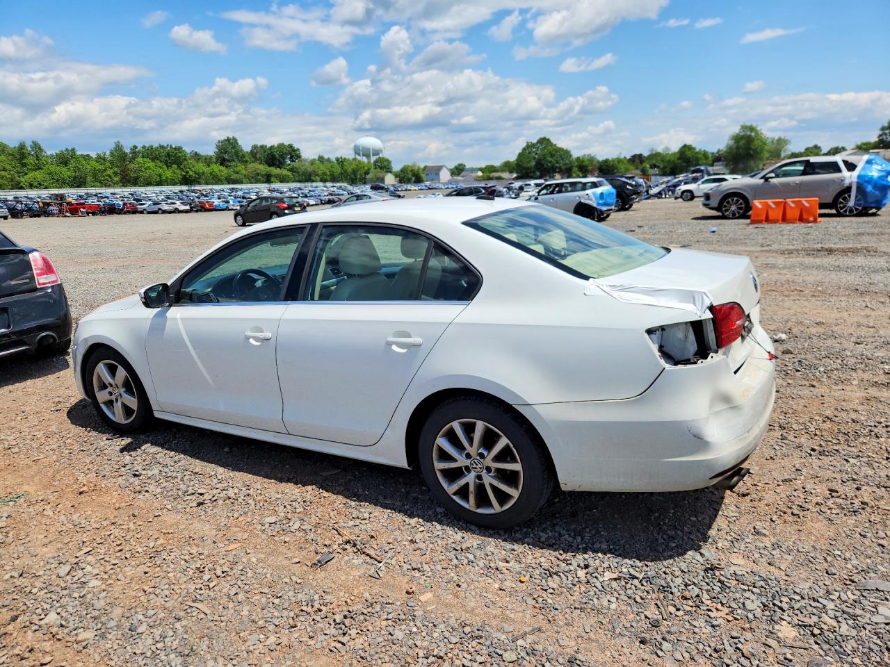 2014 Volkswagen Jetta Se White vin: 3VWD17AJ9EM442856