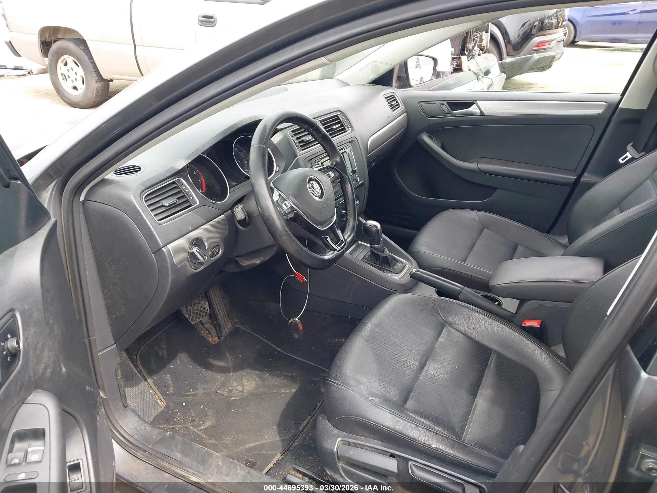 2015 Volkswagen Jetta 1.8t Se Gray vin: 3VWD17AJ9FM214373