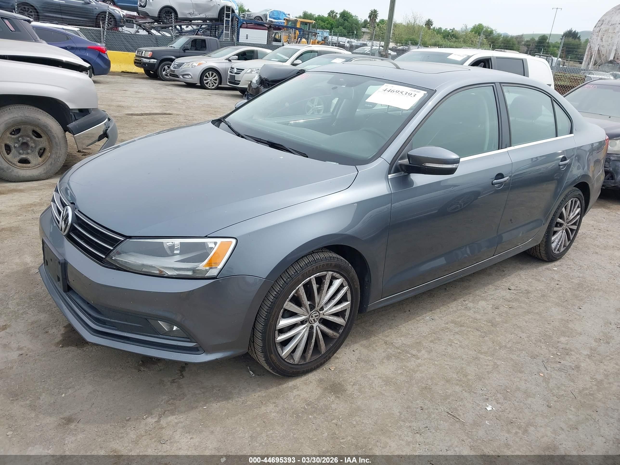 2015 Volkswagen Jetta 1.8t Se Gray vin: 3VWD17AJ9FM214373