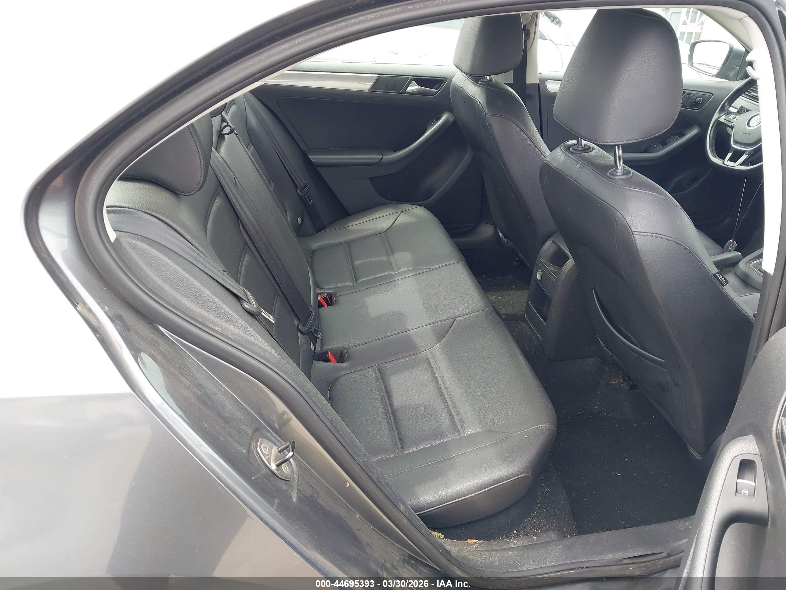 2015 Volkswagen Jetta 1.8t Se Gray vin: 3VWD17AJ9FM214373