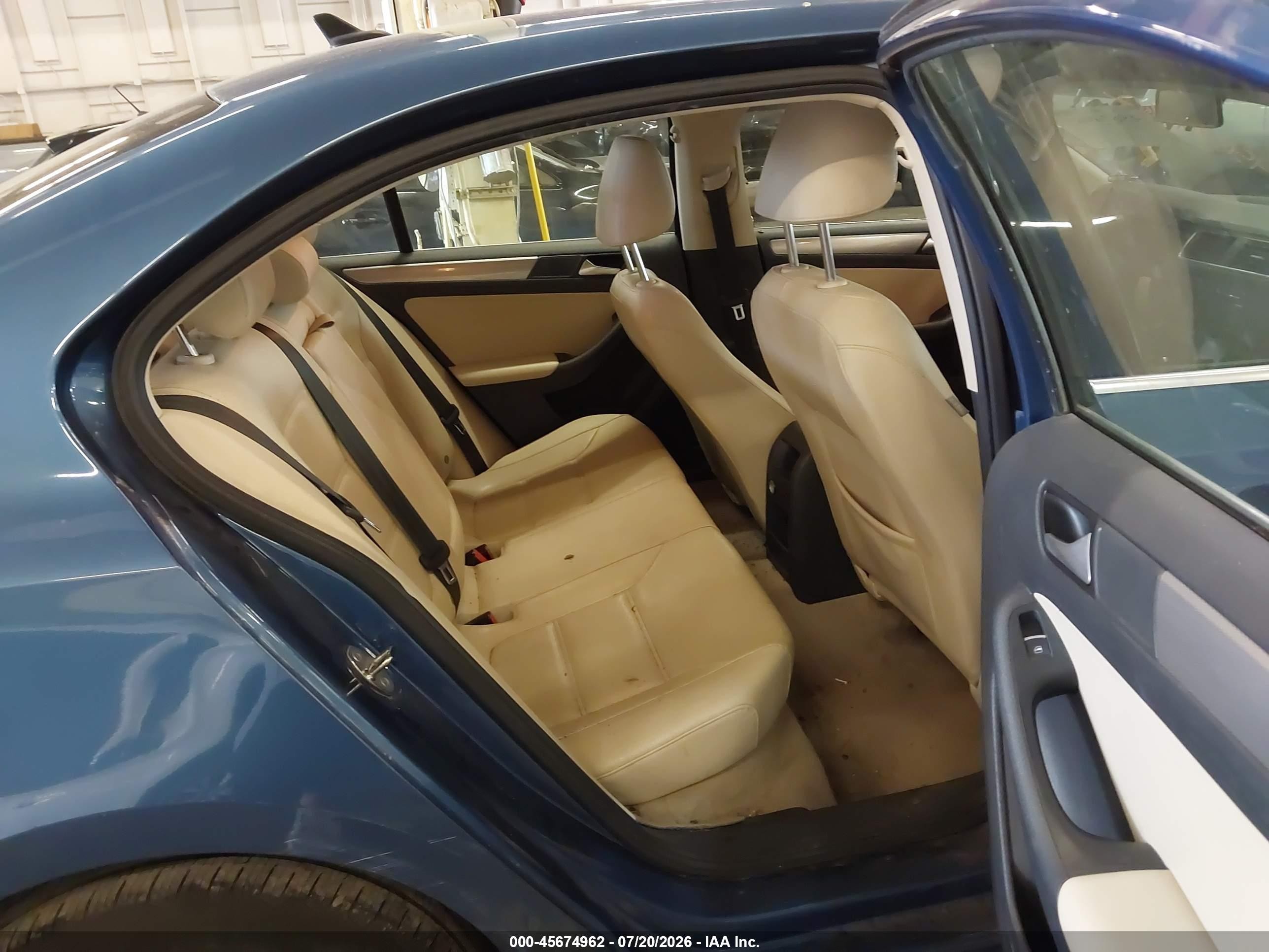 2015 Volkswagen Jetta 1.8t Se Синий vin: 3VWD17AJ9FM254114
