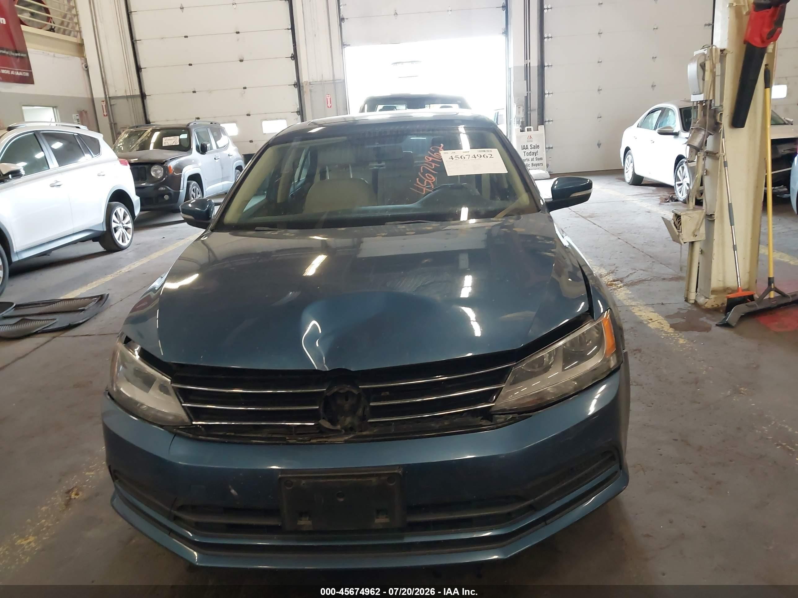 2015 Volkswagen Jetta 1.8t Se Синий vin: 3VWD17AJ9FM254114