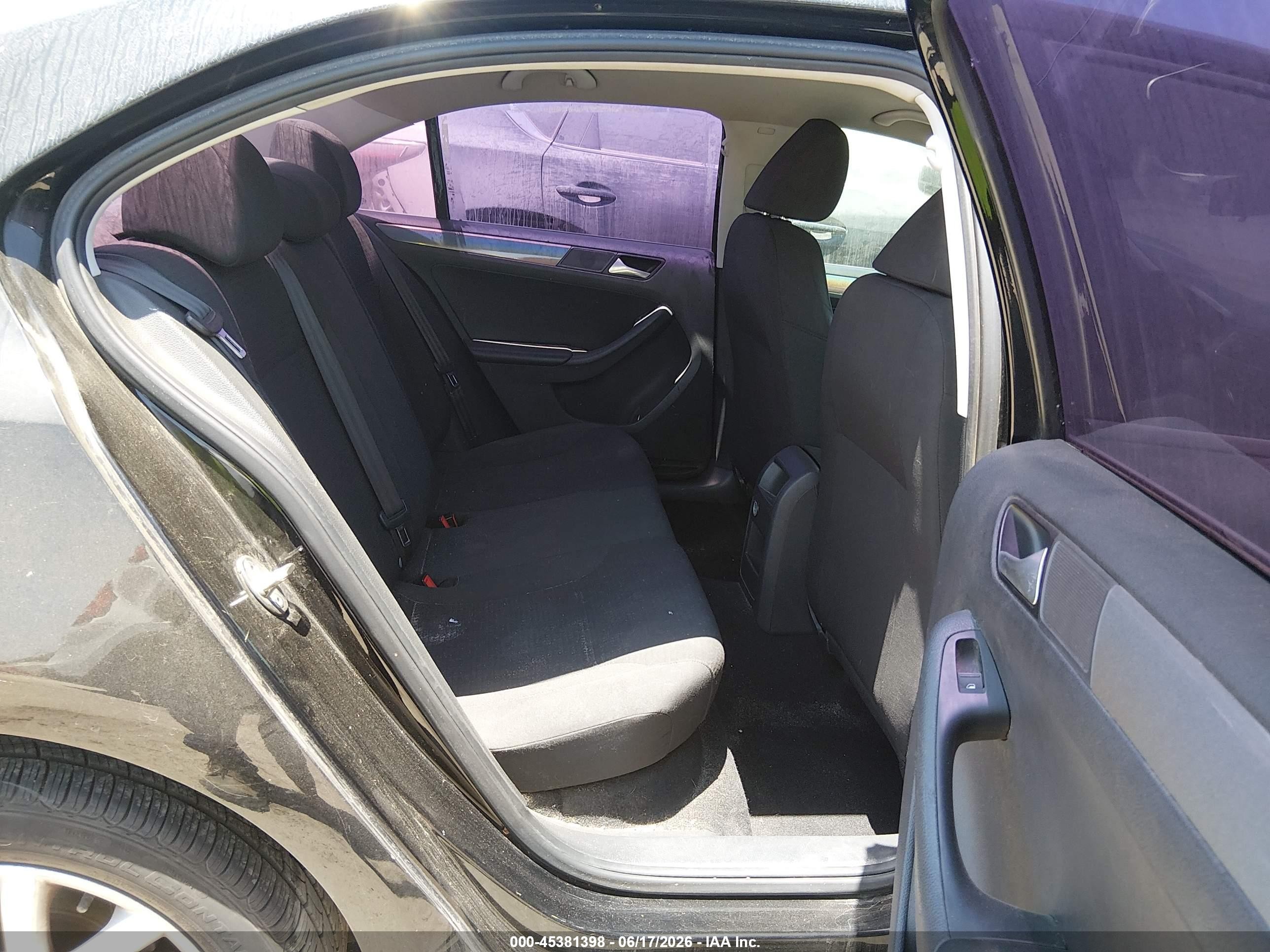 2015 Volkswagen Jetta 1.8t Se Black vin: 3VWD17AJ9FM259409