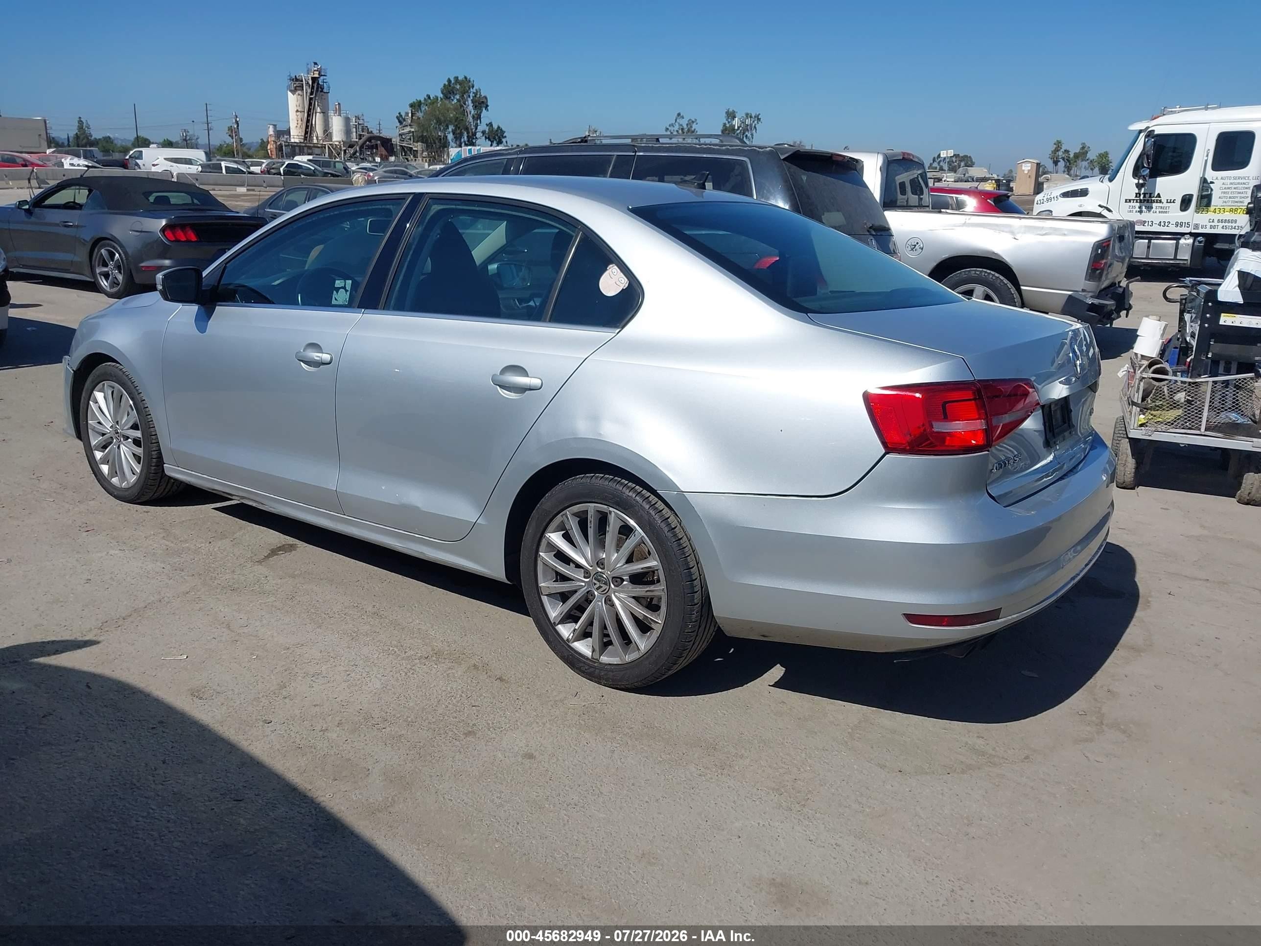 2015 Volkswagen Jetta 1.8t Se Silver vin: 3VWD17AJ9FM264559