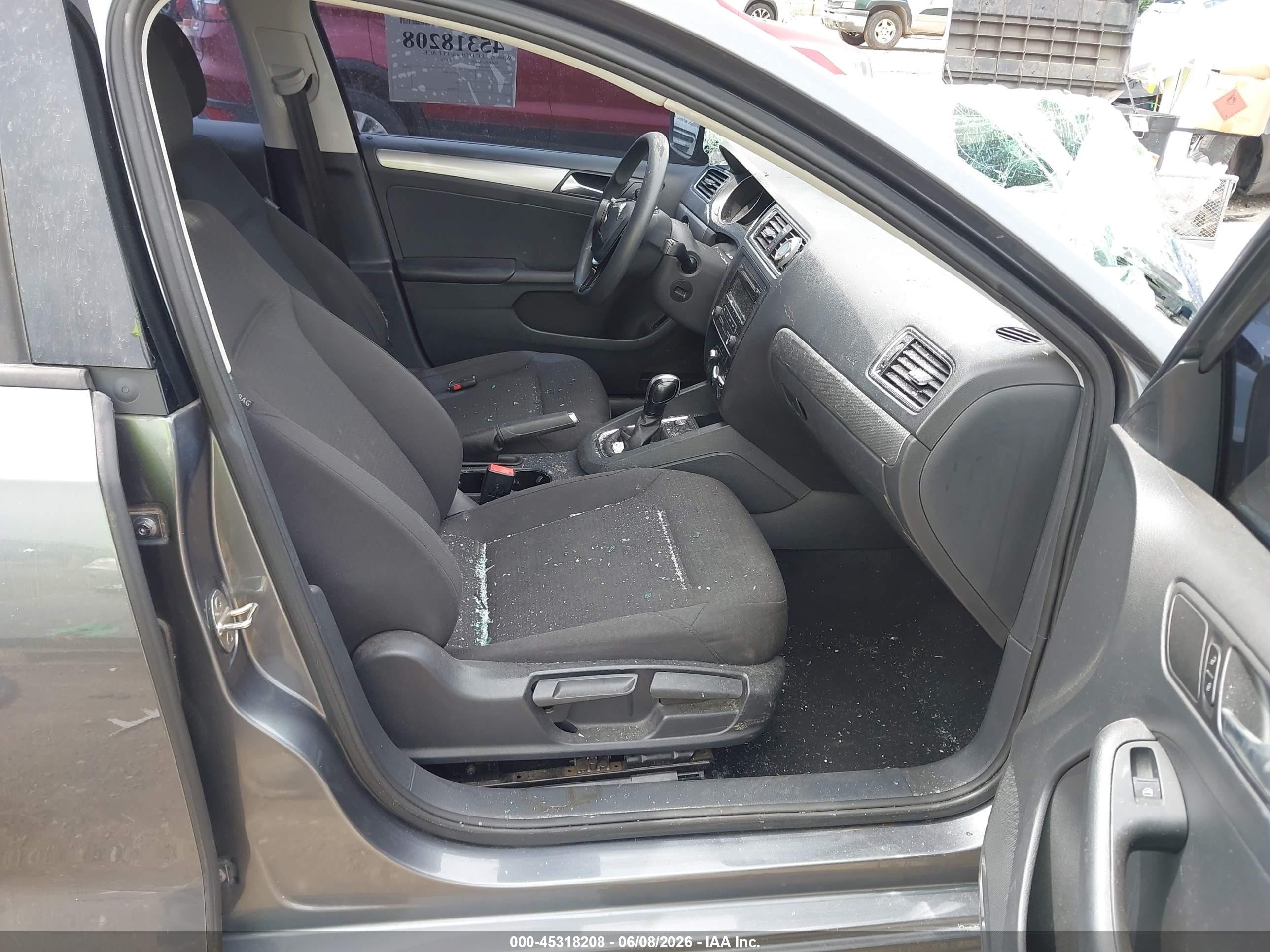 2015 Volkswagen Jetta 1.8t Se Gray vin: 3VWD17AJ9FM267428