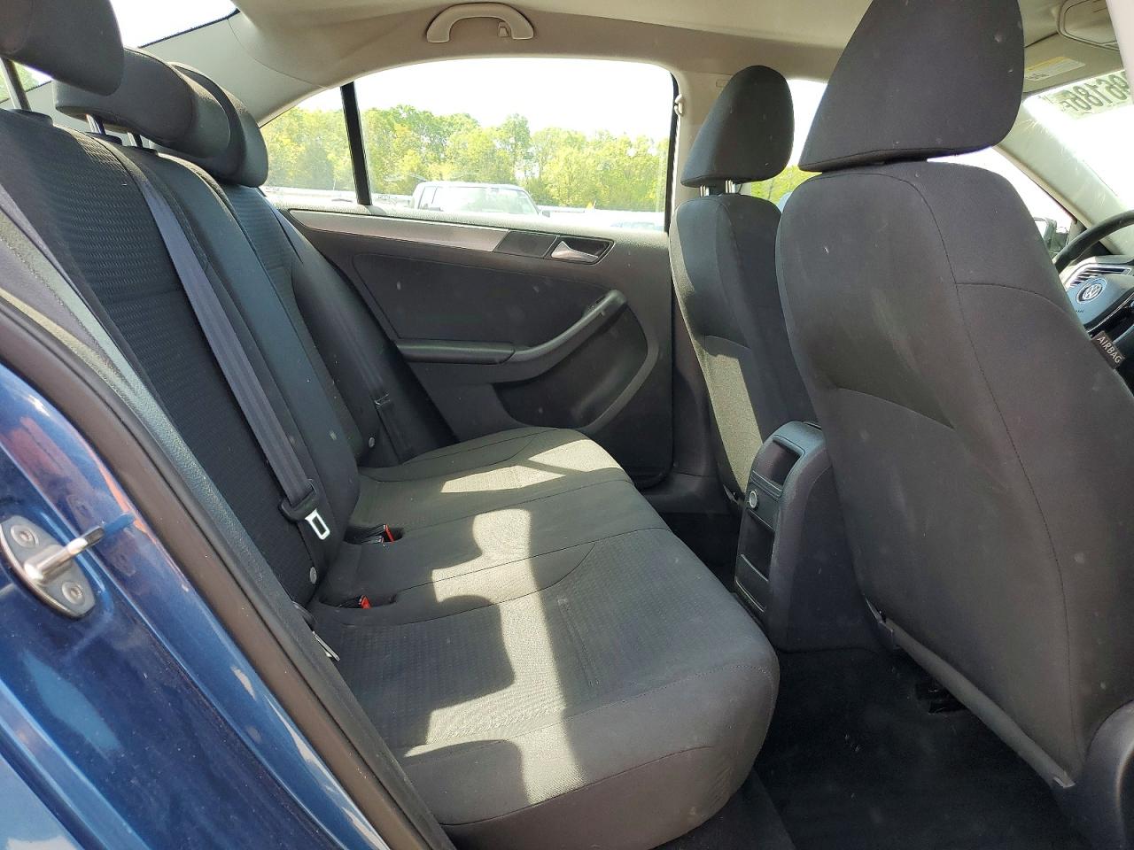 2015 Volkswagen Jetta Se Blue vin: 3VWD17AJ9FM320077