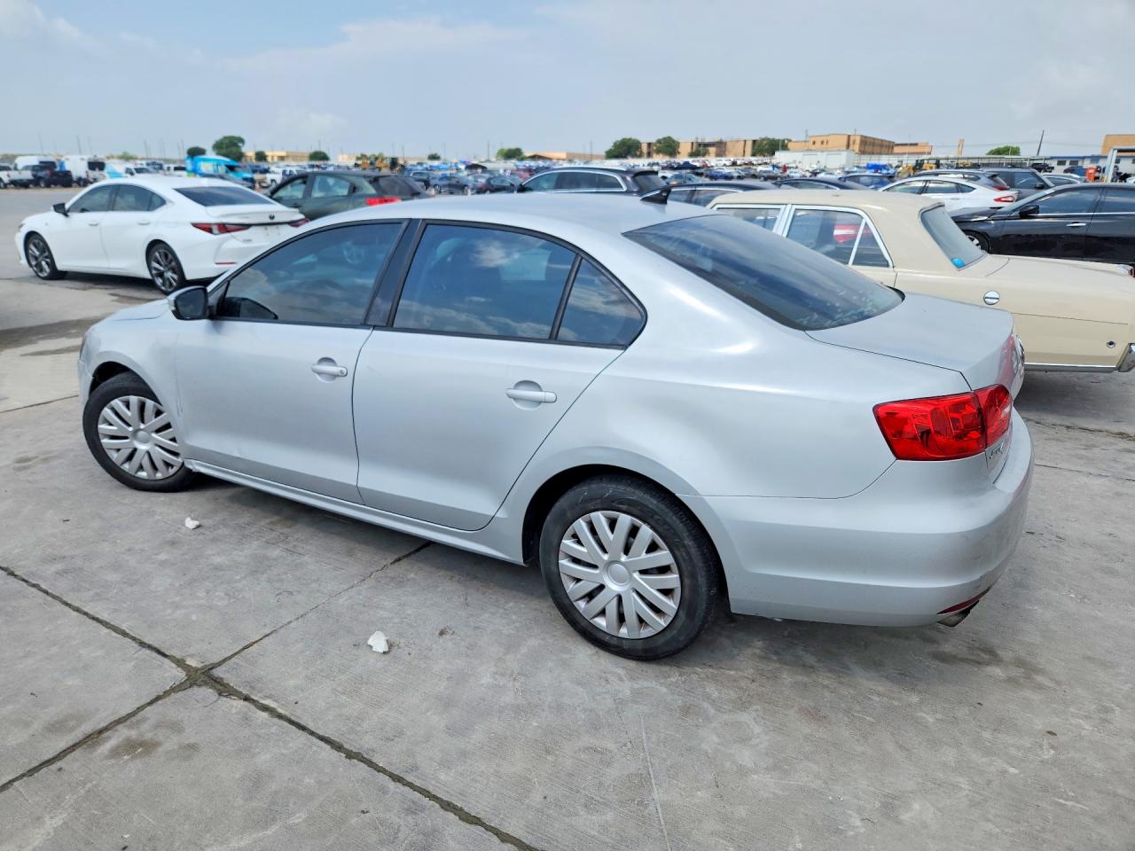 2014 Volkswagen Jetta Se Silver vin: 3VWD17AJXEM214154