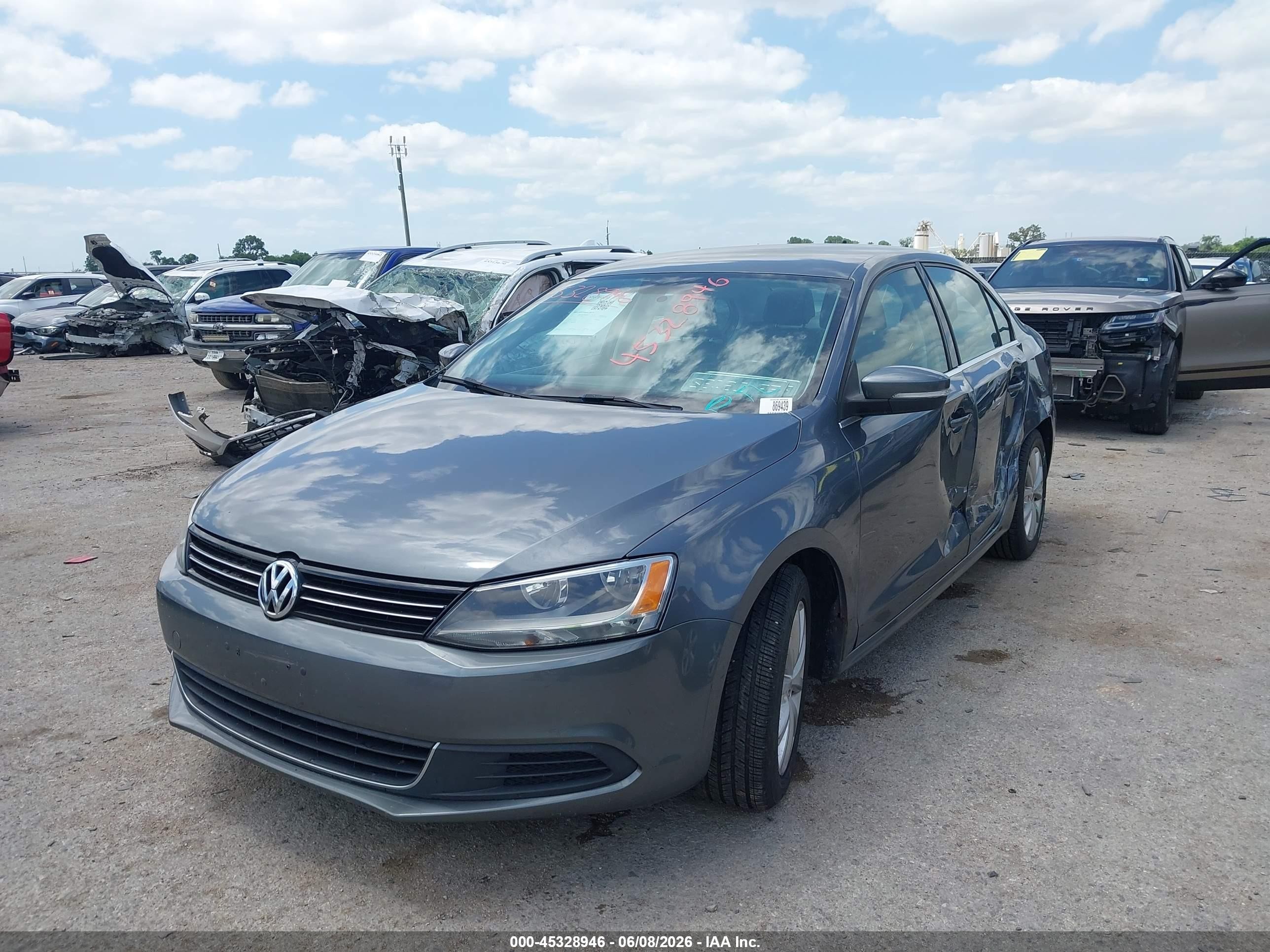 2014 Volkswagen Jetta 1.8t Se Brown vin: 3VWD17AJXEM227745