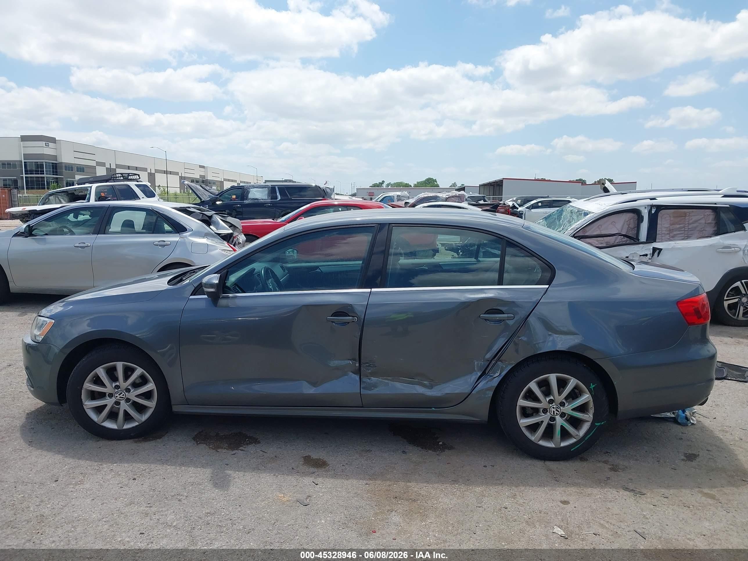 2014 Volkswagen Jetta 1.8t Se Brown vin: 3VWD17AJXEM227745