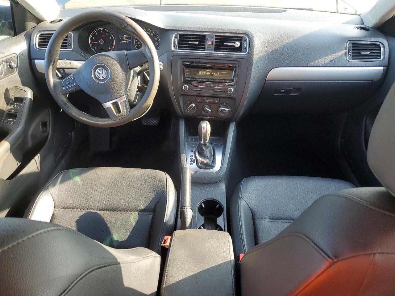 2014 Volkswagen Jetta Se Gray vin: 3VWD17AJXEM249888