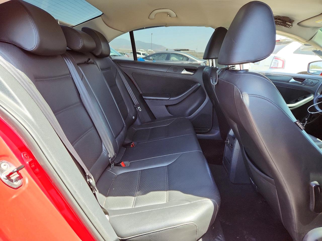 2014 Volkswagen Jetta Se Red vin: 3VWD17AJXEM283491