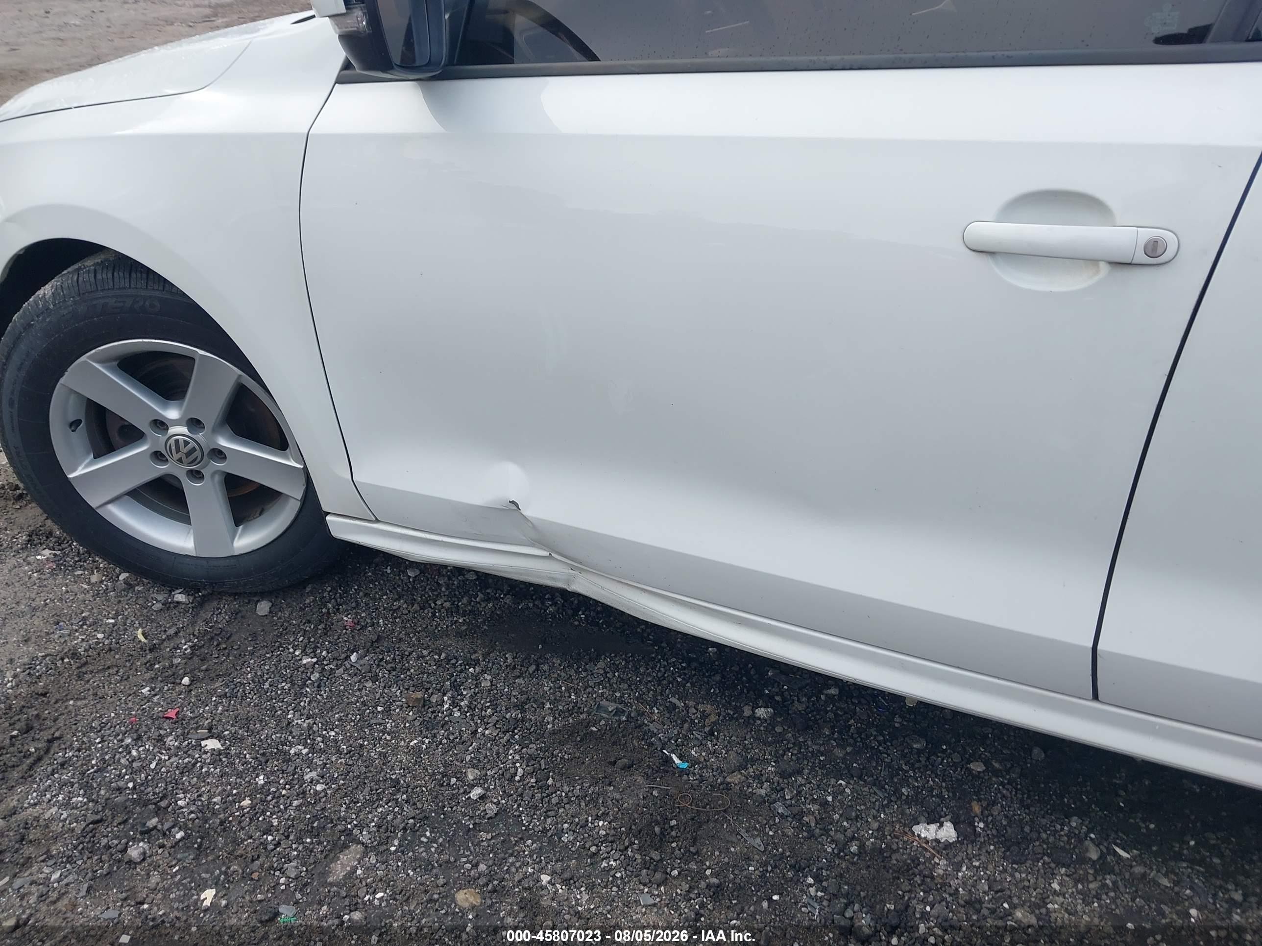 2014 Volkswagen Jetta 1.8t Se White vin: 3VWD17AJXEM305019
