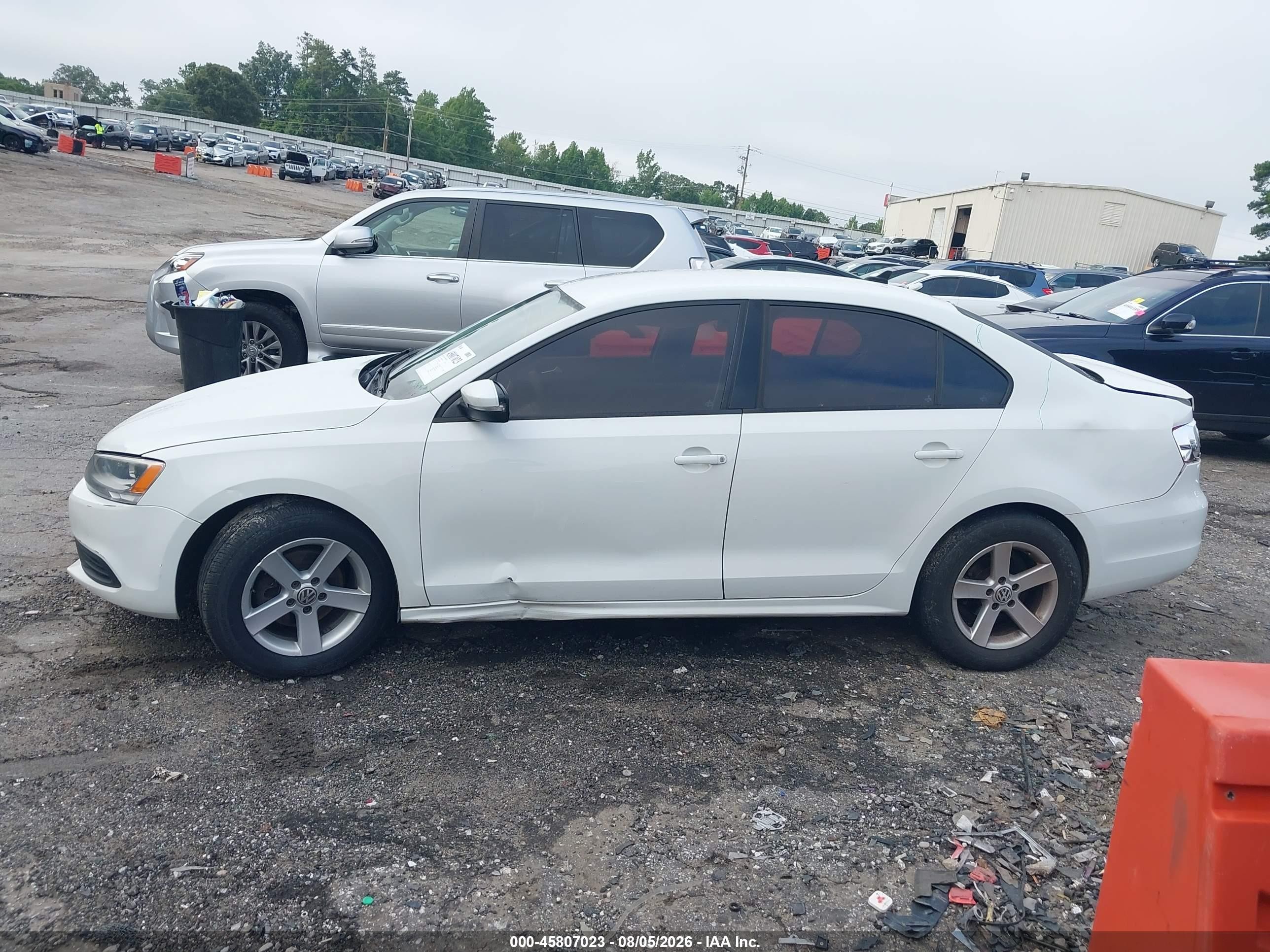 2014 Volkswagen Jetta 1.8t Se White vin: 3VWD17AJXEM305019