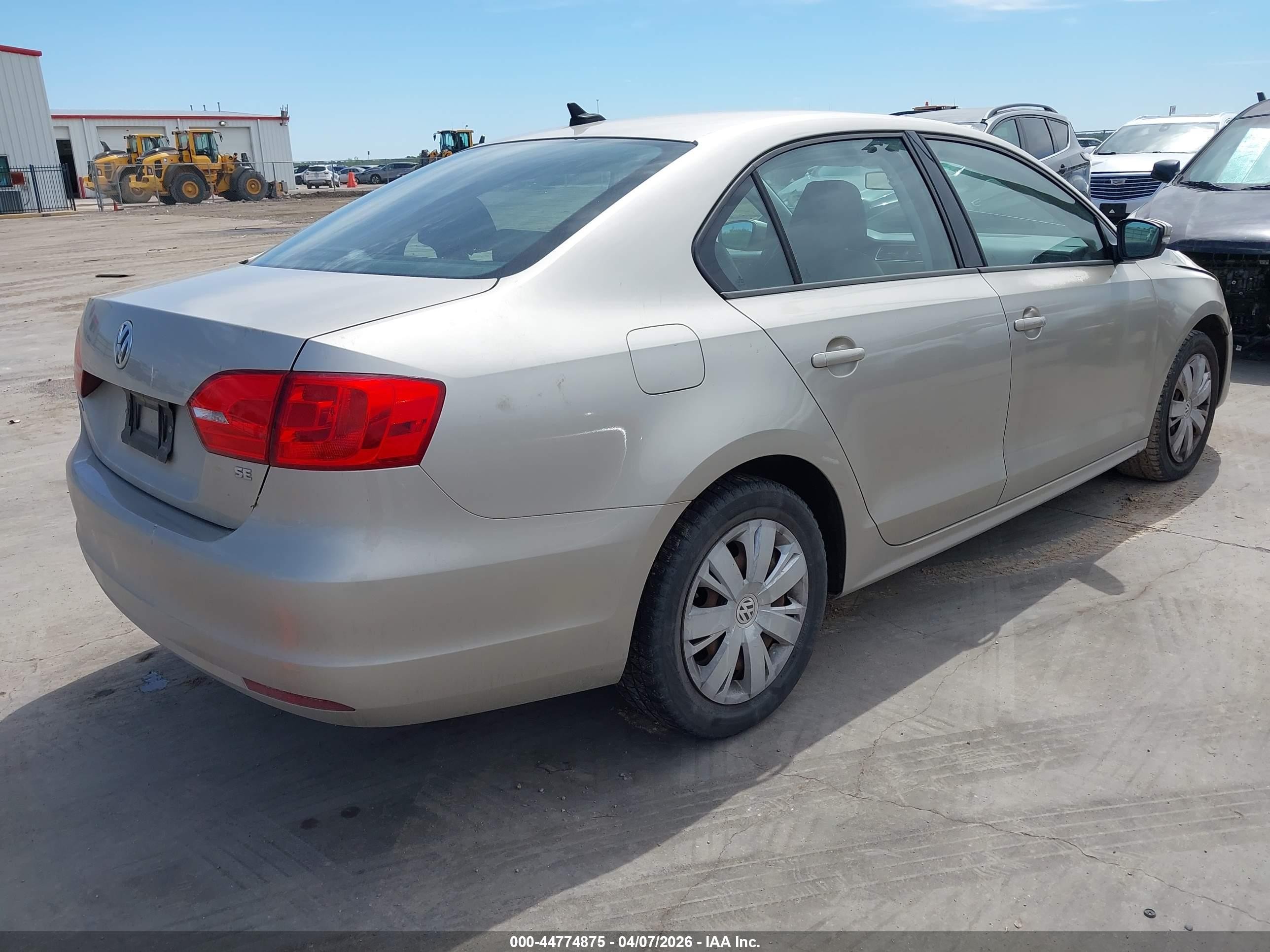 2014 Volkswagen Jetta 1.8t Se Gold vin: 3VWD17AJXEM314626