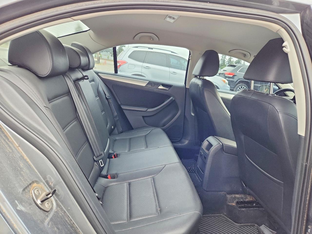 2014 Volkswagen Jetta Se Gray vin: 3VWD17AJXEM321768