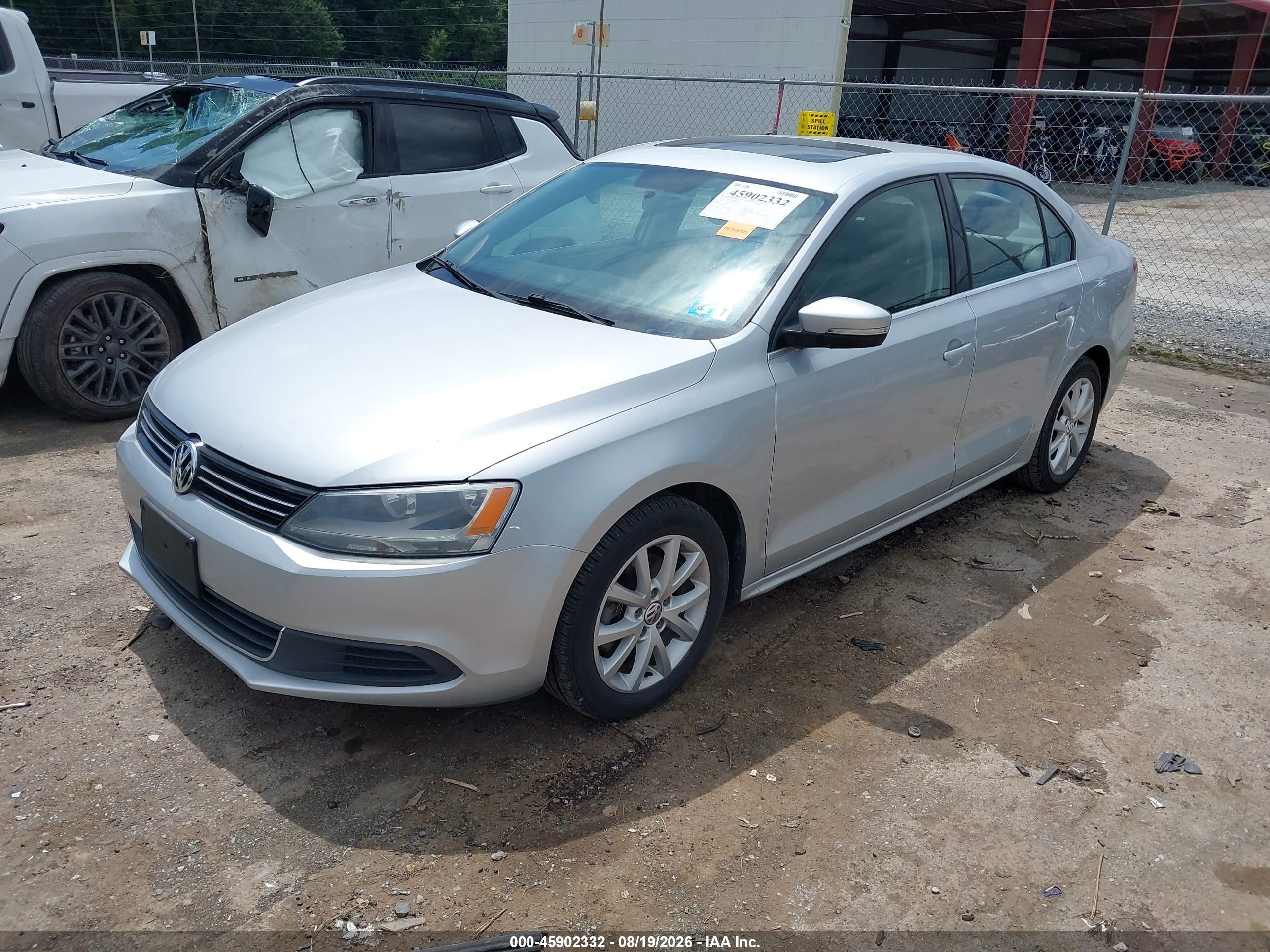 2014 Volkswagen Jetta 1.8t Se Silver vin: 3VWD17AJXEM327795