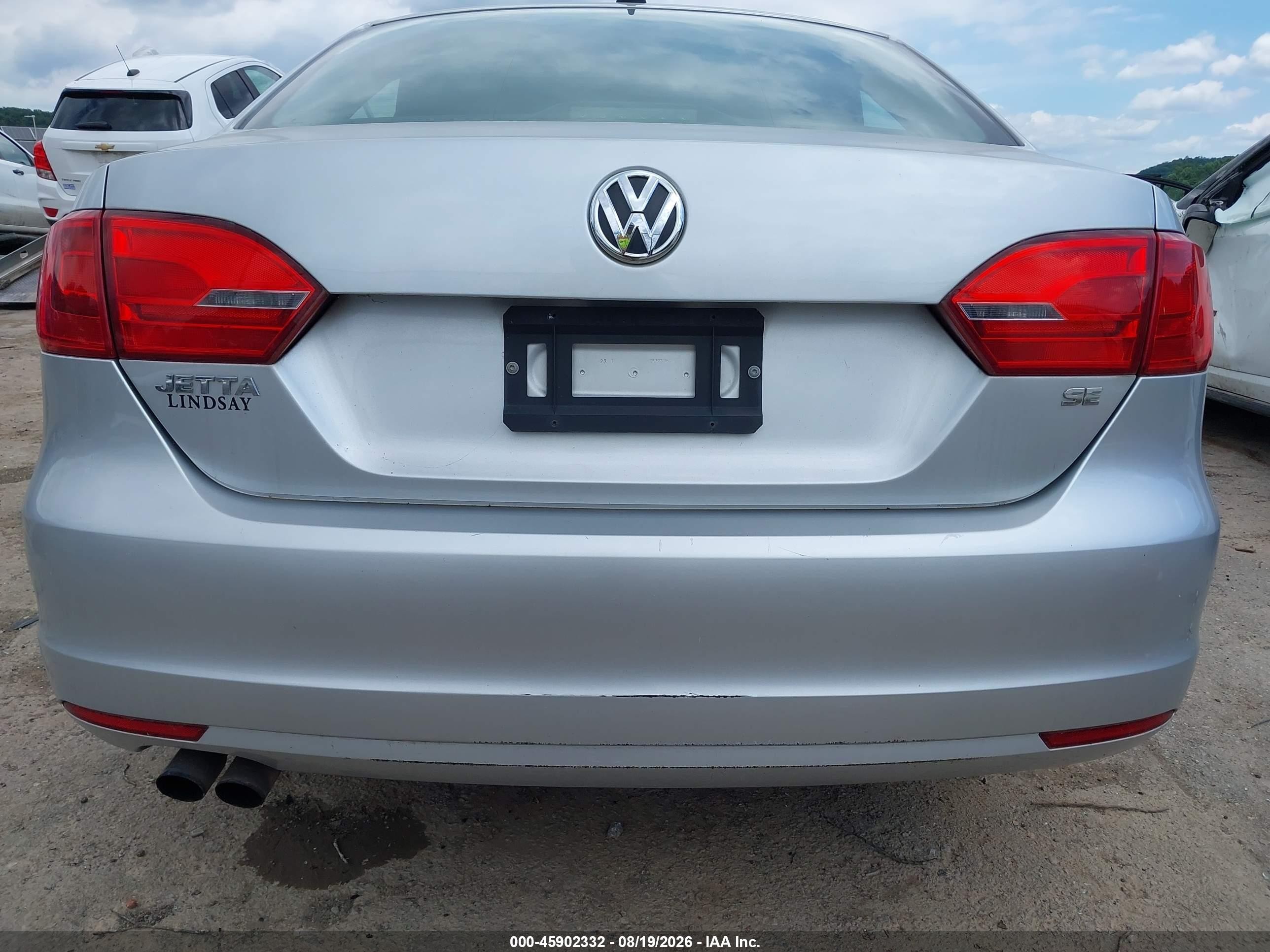 2014 Volkswagen Jetta 1.8t Se Silver vin: 3VWD17AJXEM327795