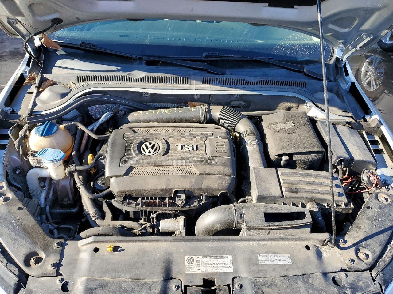 2014 Volkswagen Jetta Se Серебряный vin: 3VWD17AJXEM364216