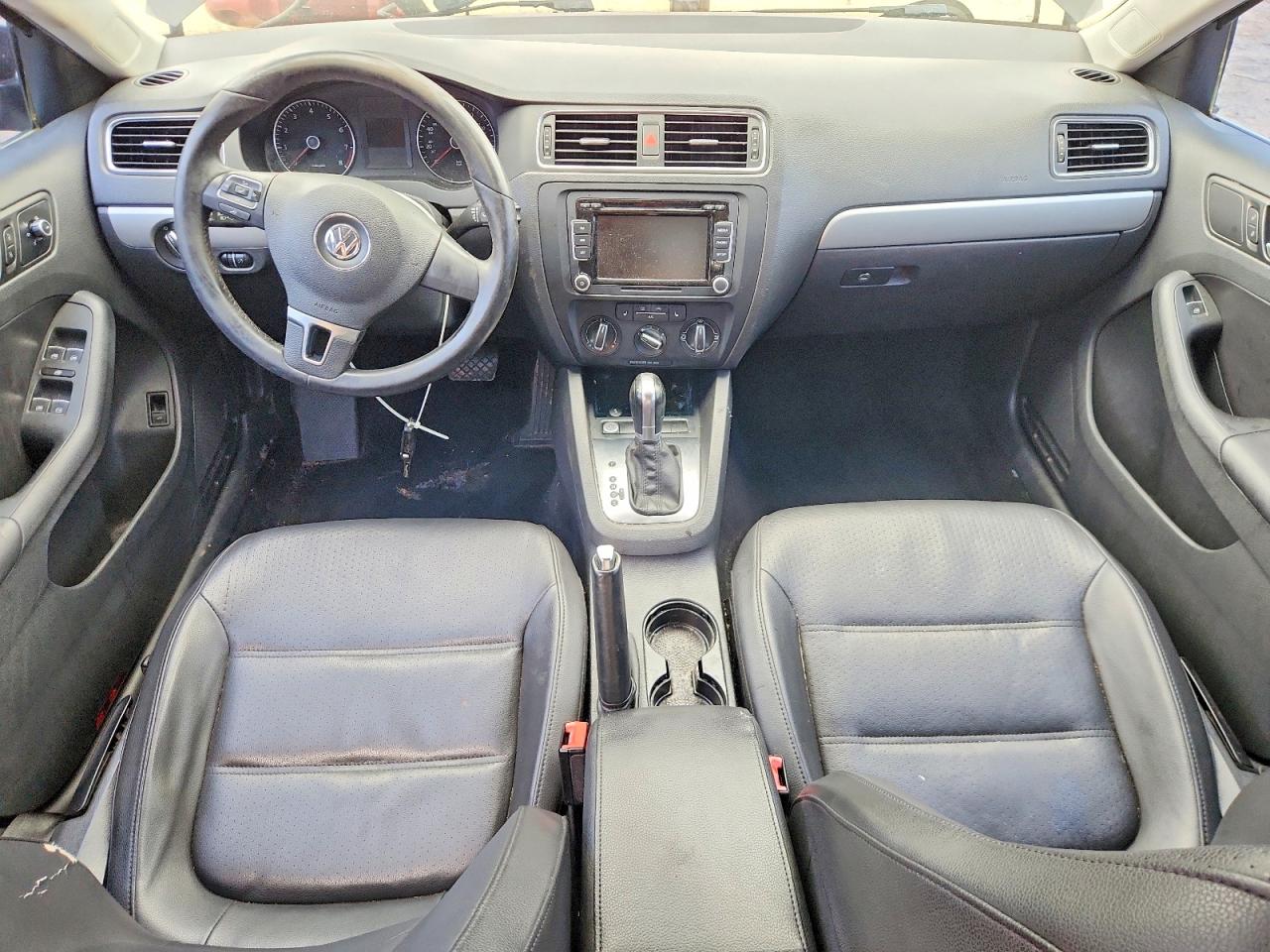 2014 Volkswagen Jetta Se Black vin: 3VWD17AJXEM372848