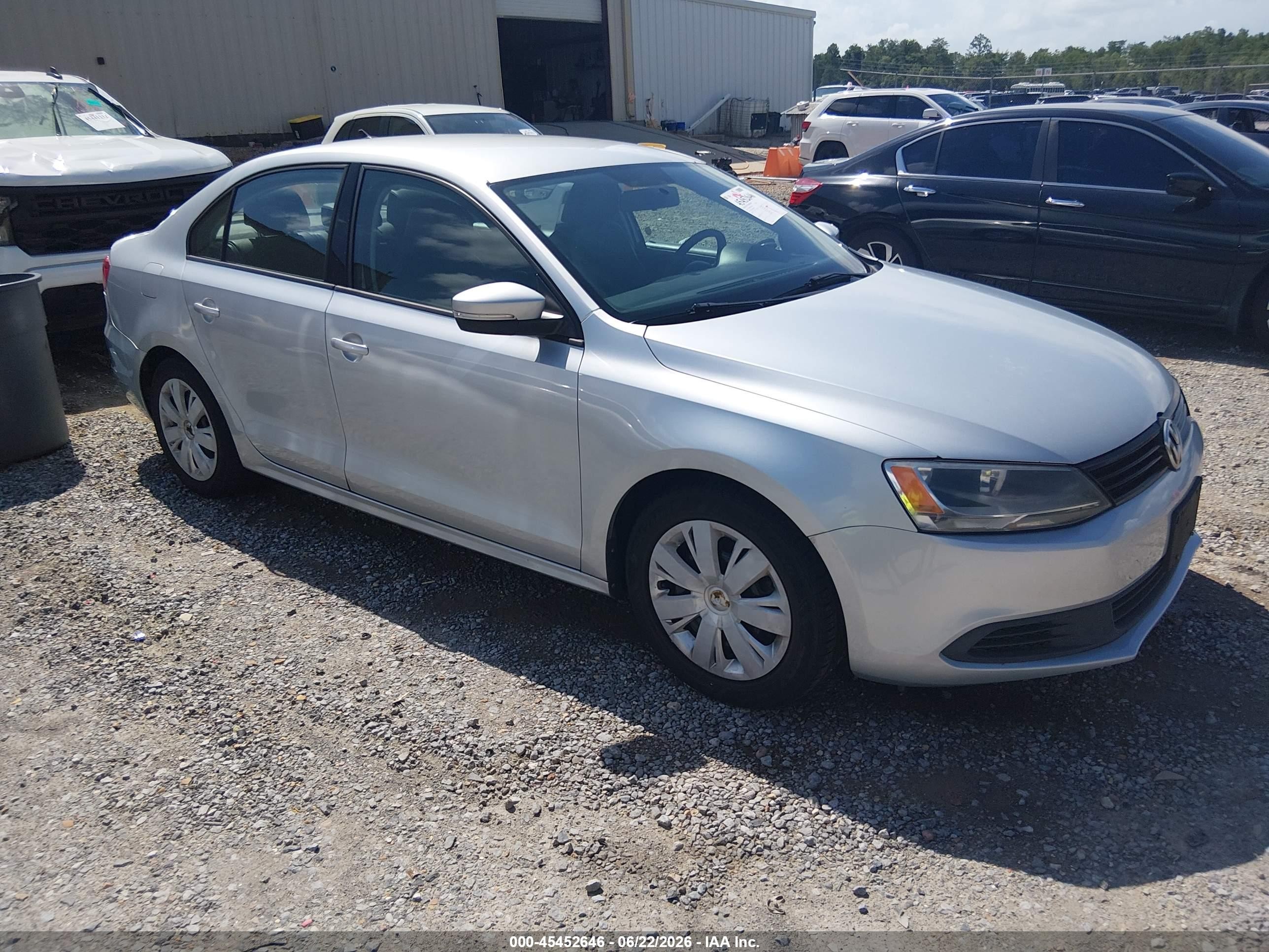 2014 Volkswagen Jetta 1.8t Se Серебряный vin: 3VWD17AJXEM395739