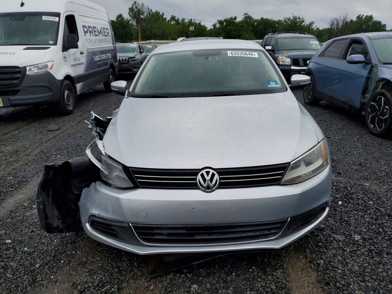 2014 Volkswagen Jetta Se Серебряный vin: 3VWD17AJXEM402432