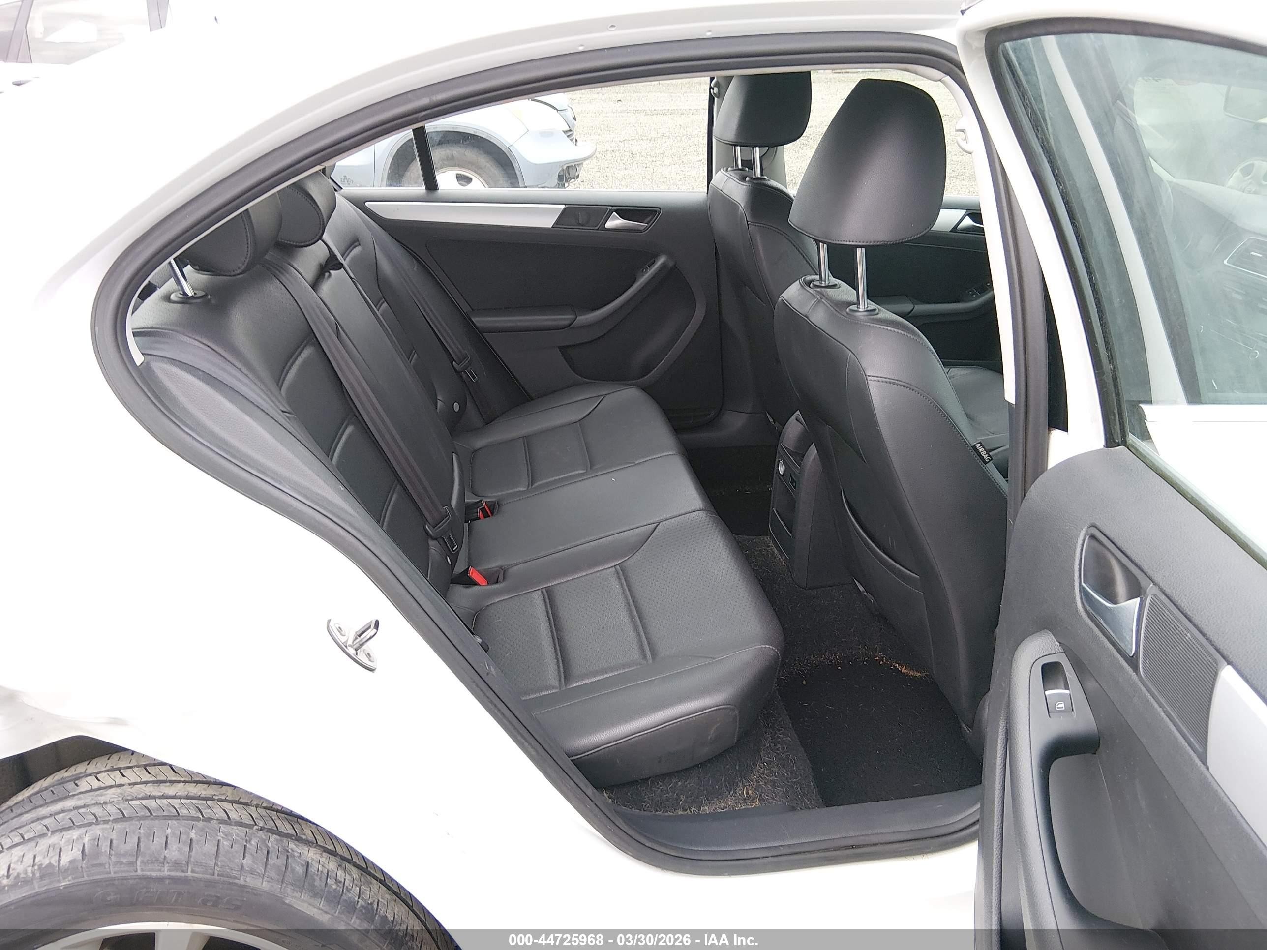 2014 Volkswagen Jetta 1.8t Se White vin: 3VWD17AJXEM417643