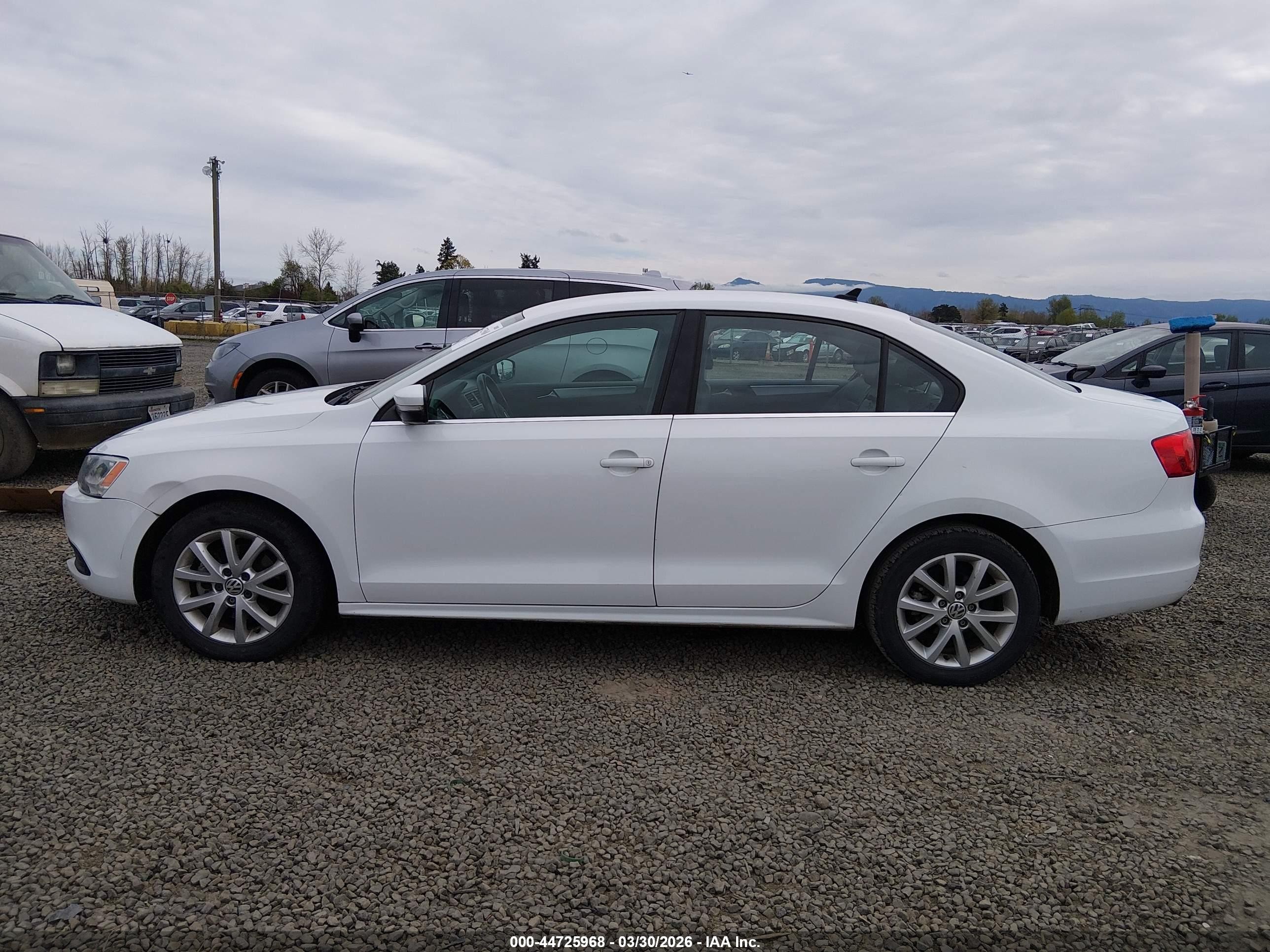 2014 Volkswagen Jetta 1.8t Se White vin: 3VWD17AJXEM417643