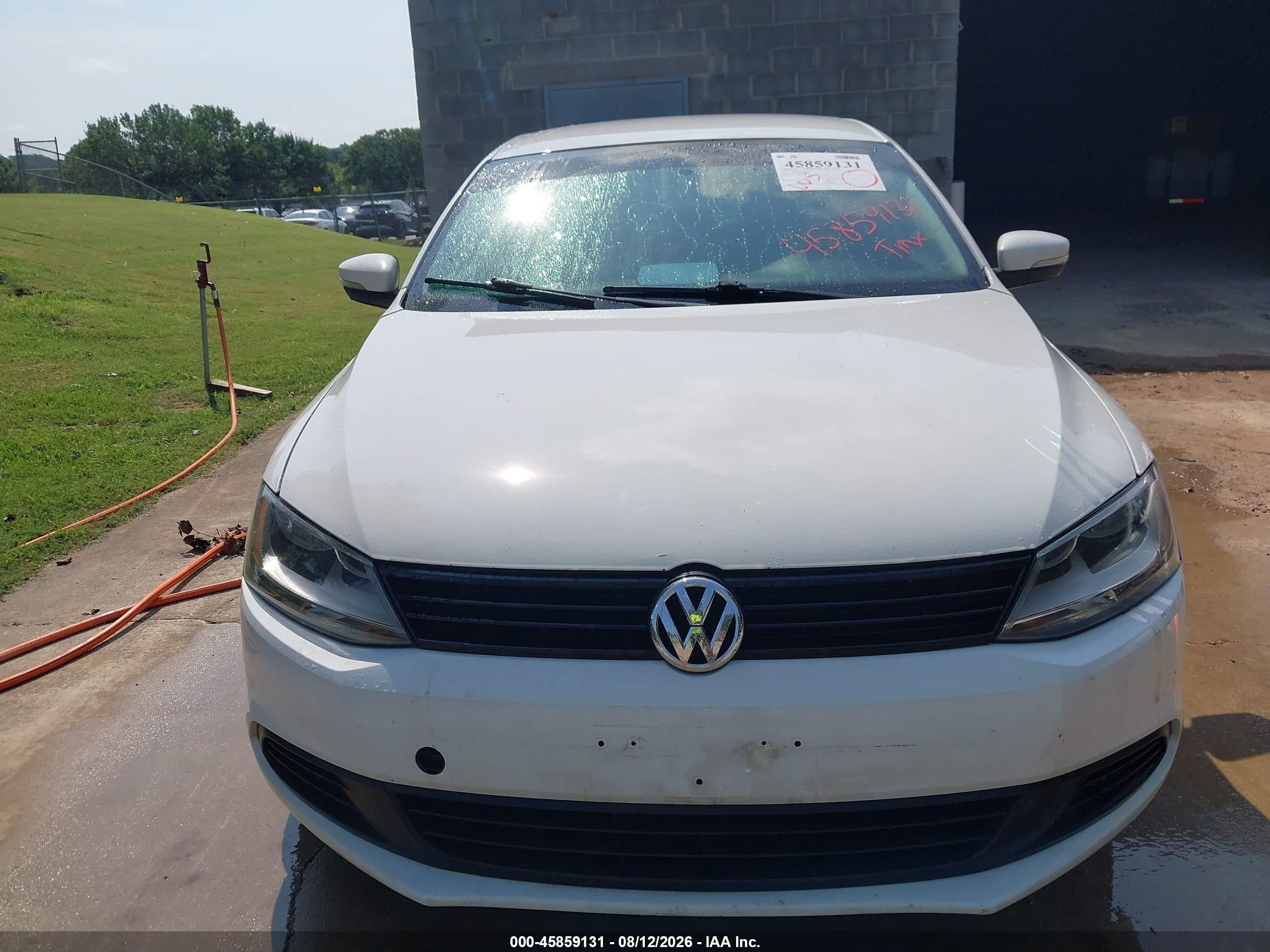 2014 Volkswagen Jetta 1.8t Se Белый vin: 3VWD17AJXEM418887