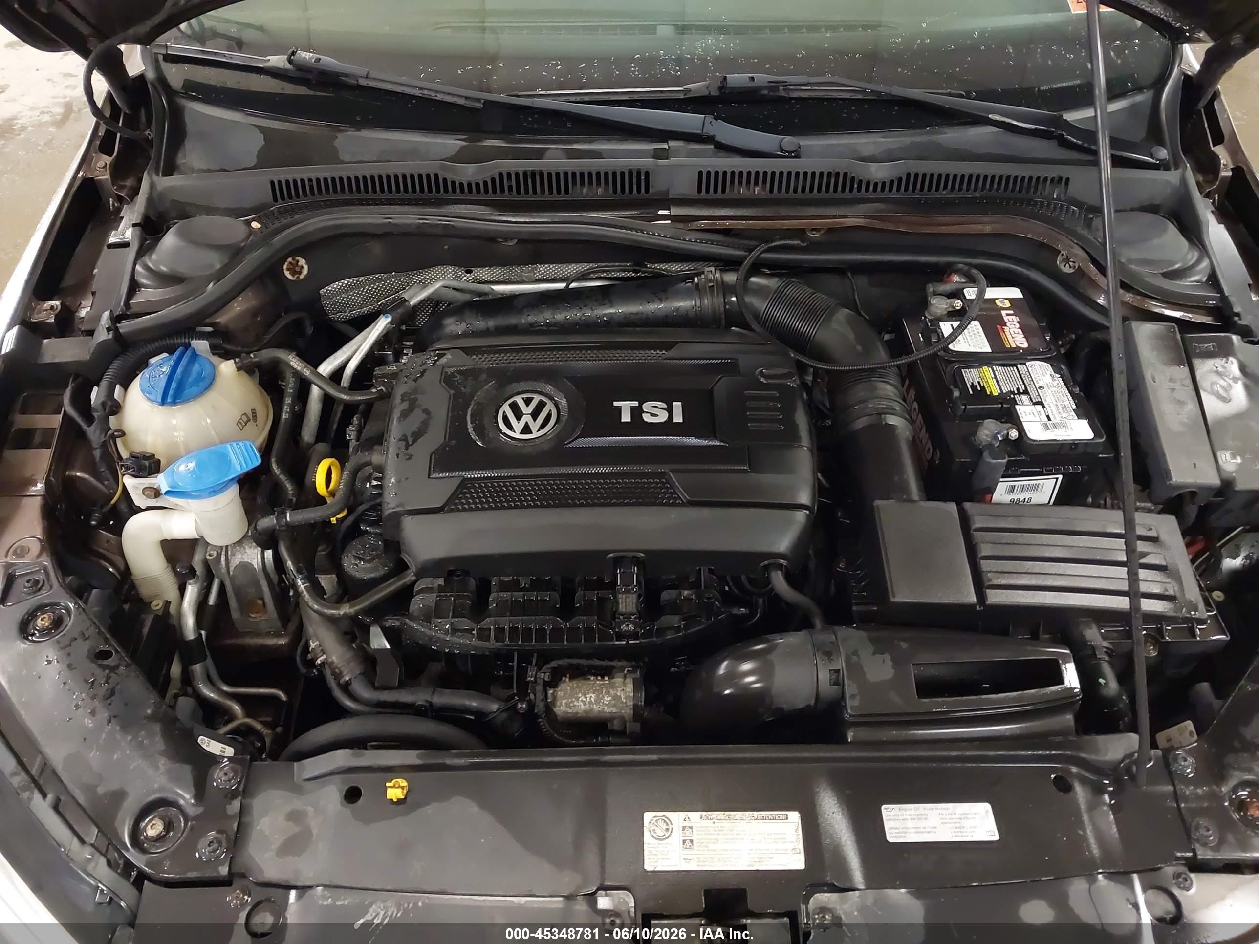 2014 Volkswagen Jetta 1.8t Se Brown vin: 3VWD17AJXEM420705