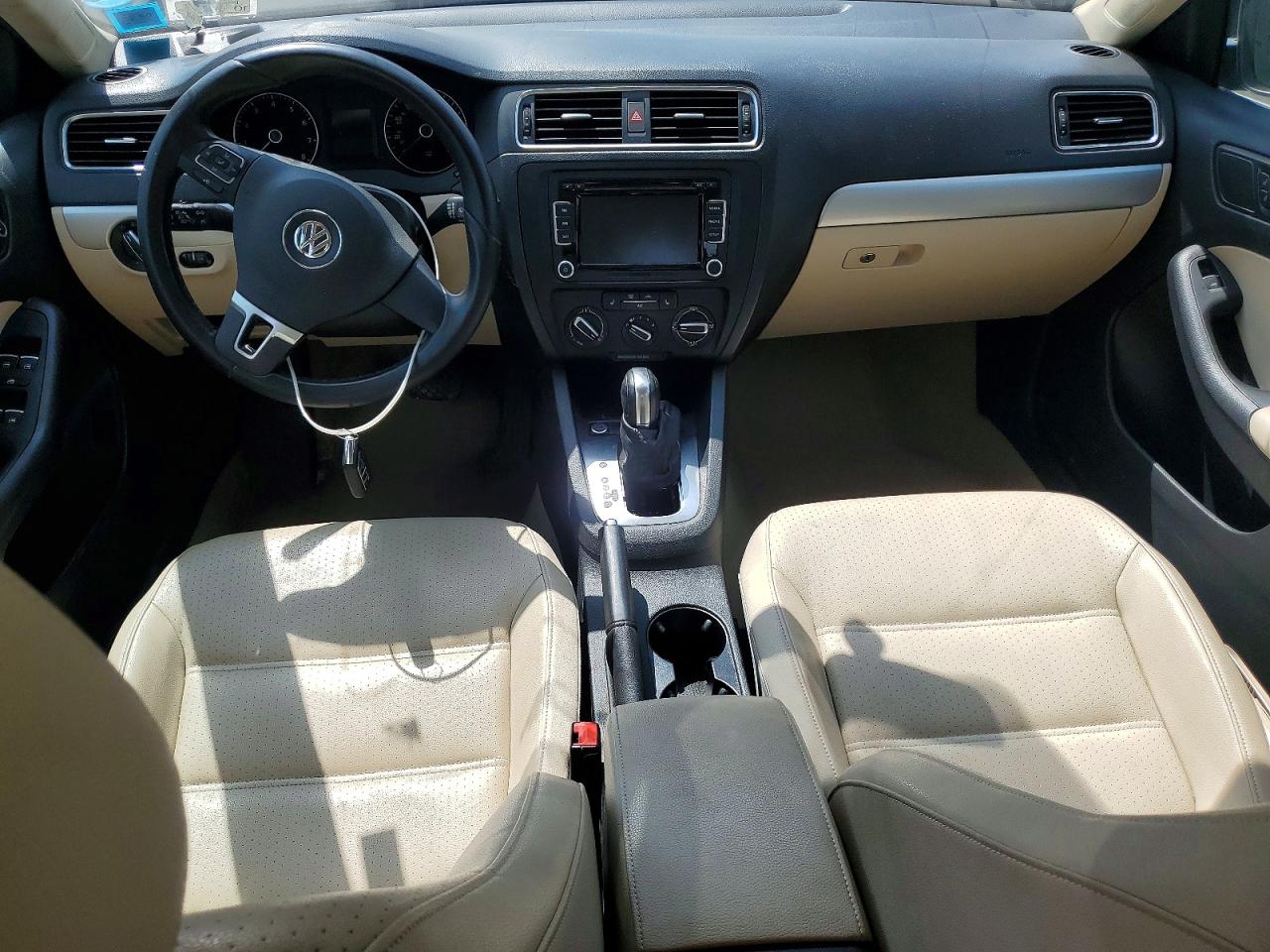 2014 Volkswagen Jetta Se Желто-коричневый vin: 3VWD17AJXEM442185