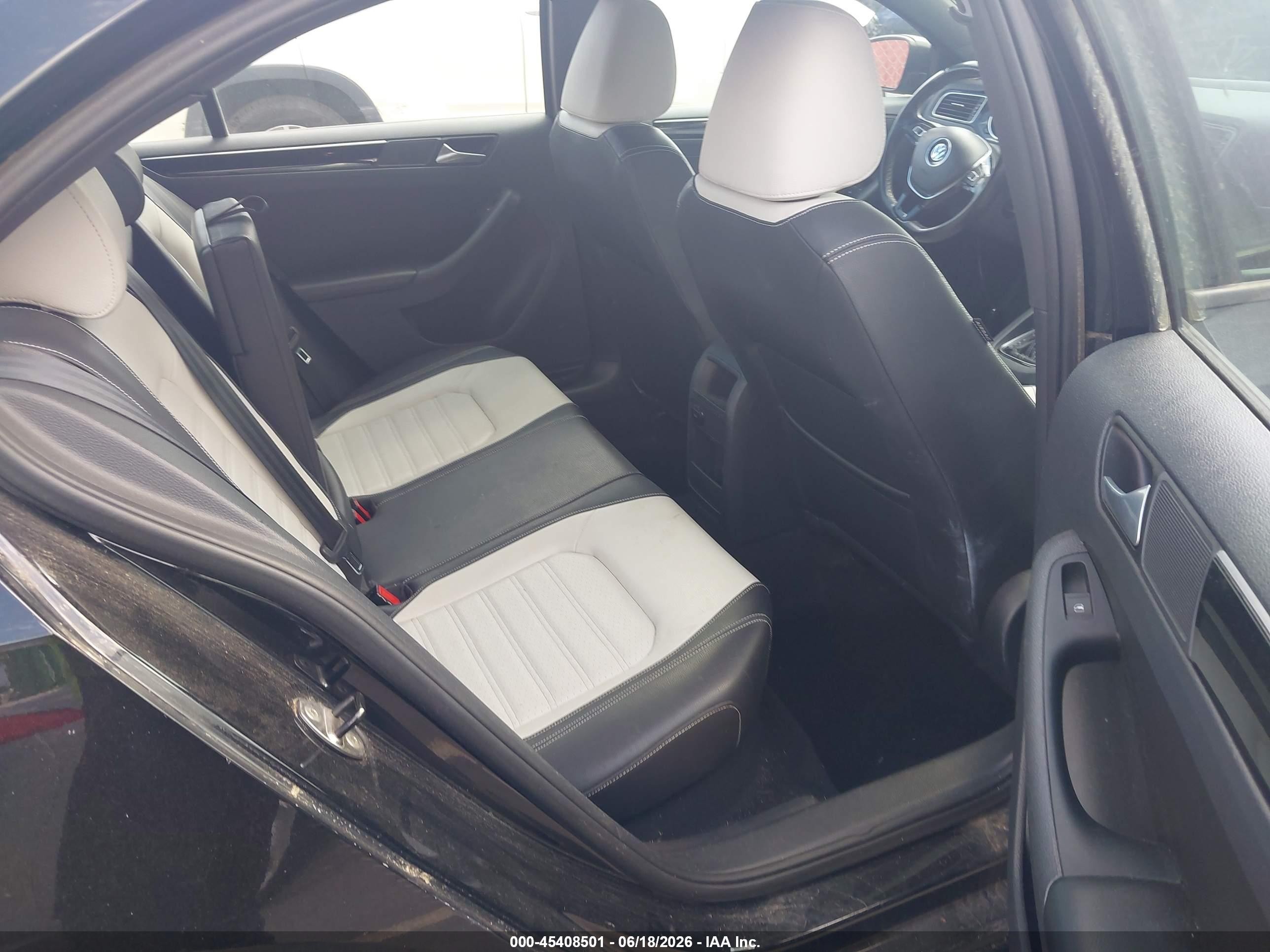 2015 Volkswagen Jetta 1.8t Sport Black vin: 3VWD17AJXFM203642