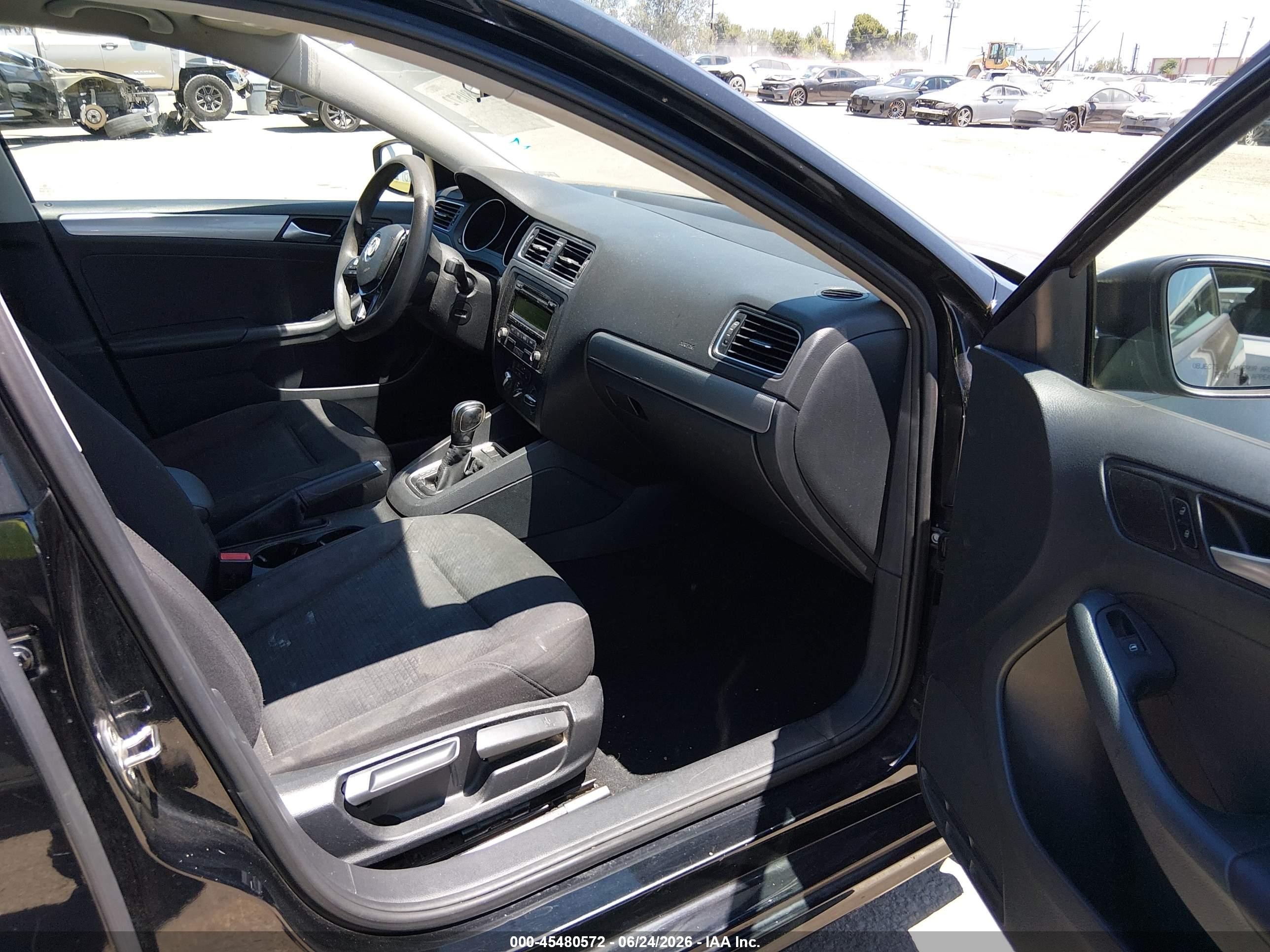 2015 Volkswagen Jetta 1.8t Se Black vin: 3VWD17AJXFM218545
