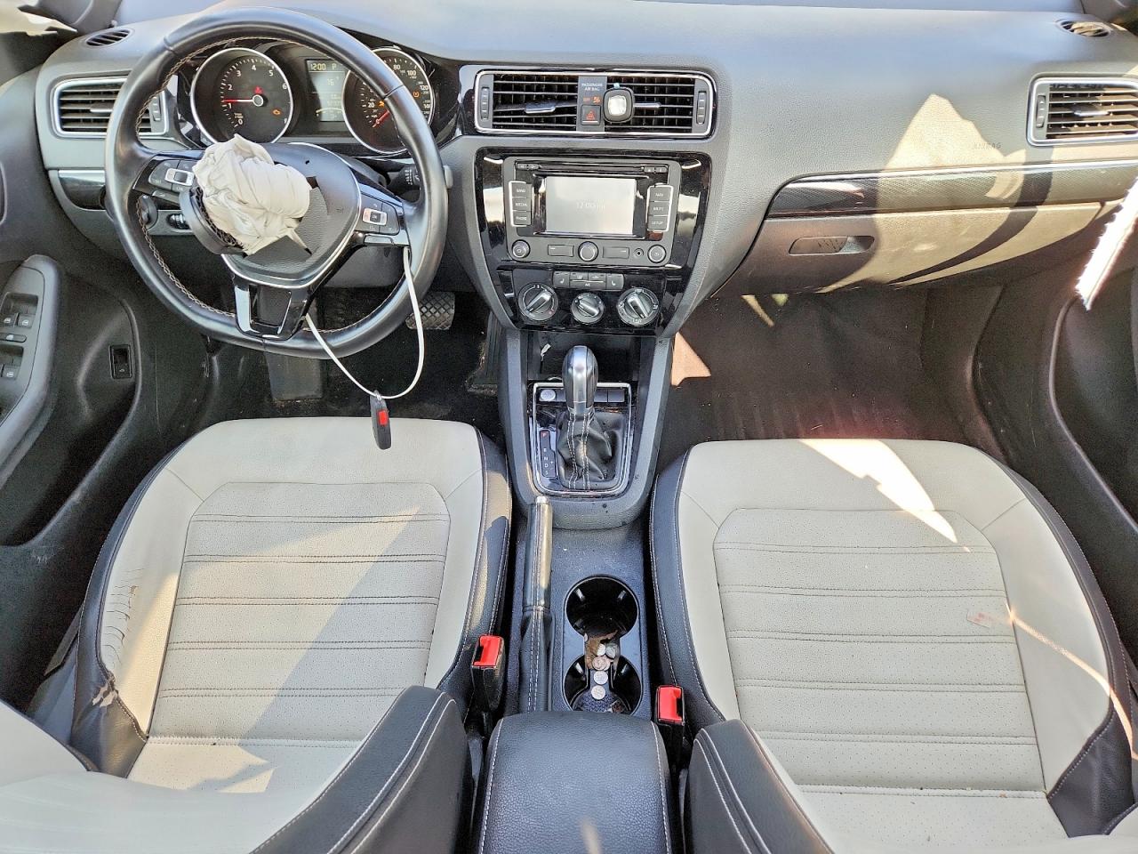 2015 Volkswagen Jetta Se Черный vin: 3VWD17AJXFM221591