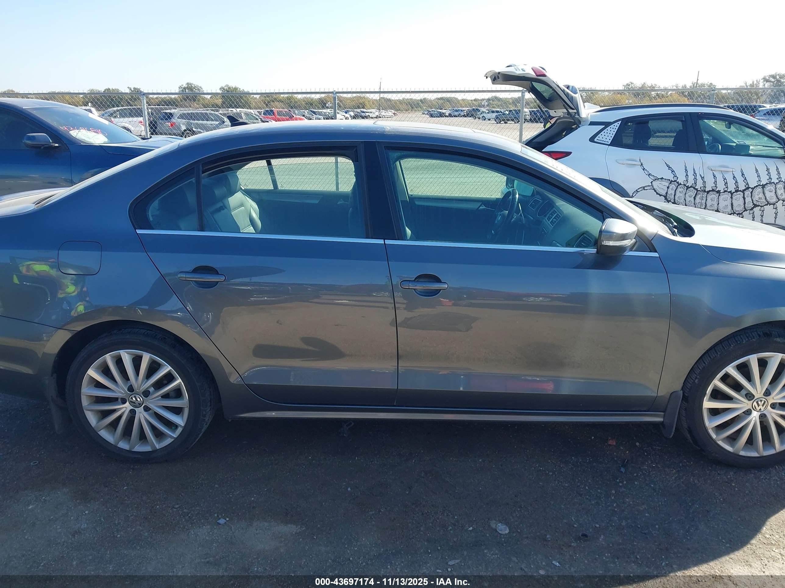 2015 Volkswagen Jetta 1.8t Se Gray vin: 3VWD17AJXFM236057