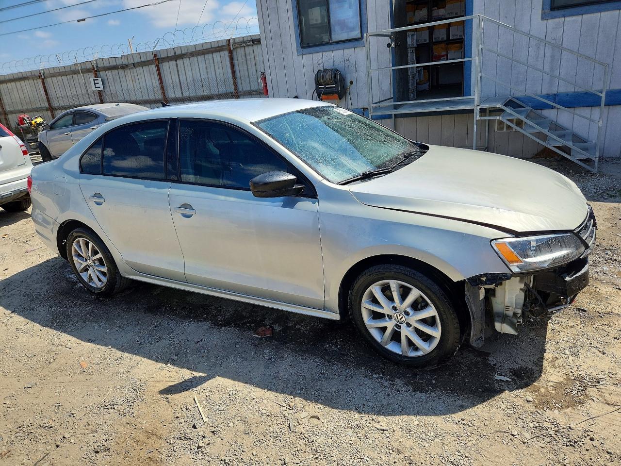 2015 Volkswagen Jetta Se Silver vin: 3VWD17AJXFM239718