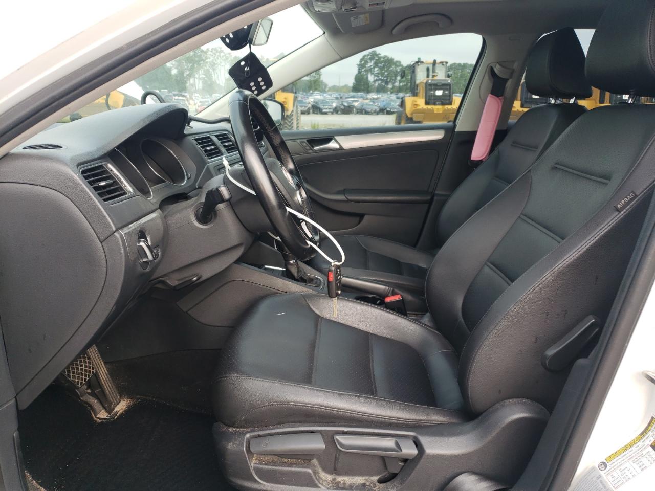 2015 Volkswagen Jetta Se Белый vin: 3VWD17AJXFM317429