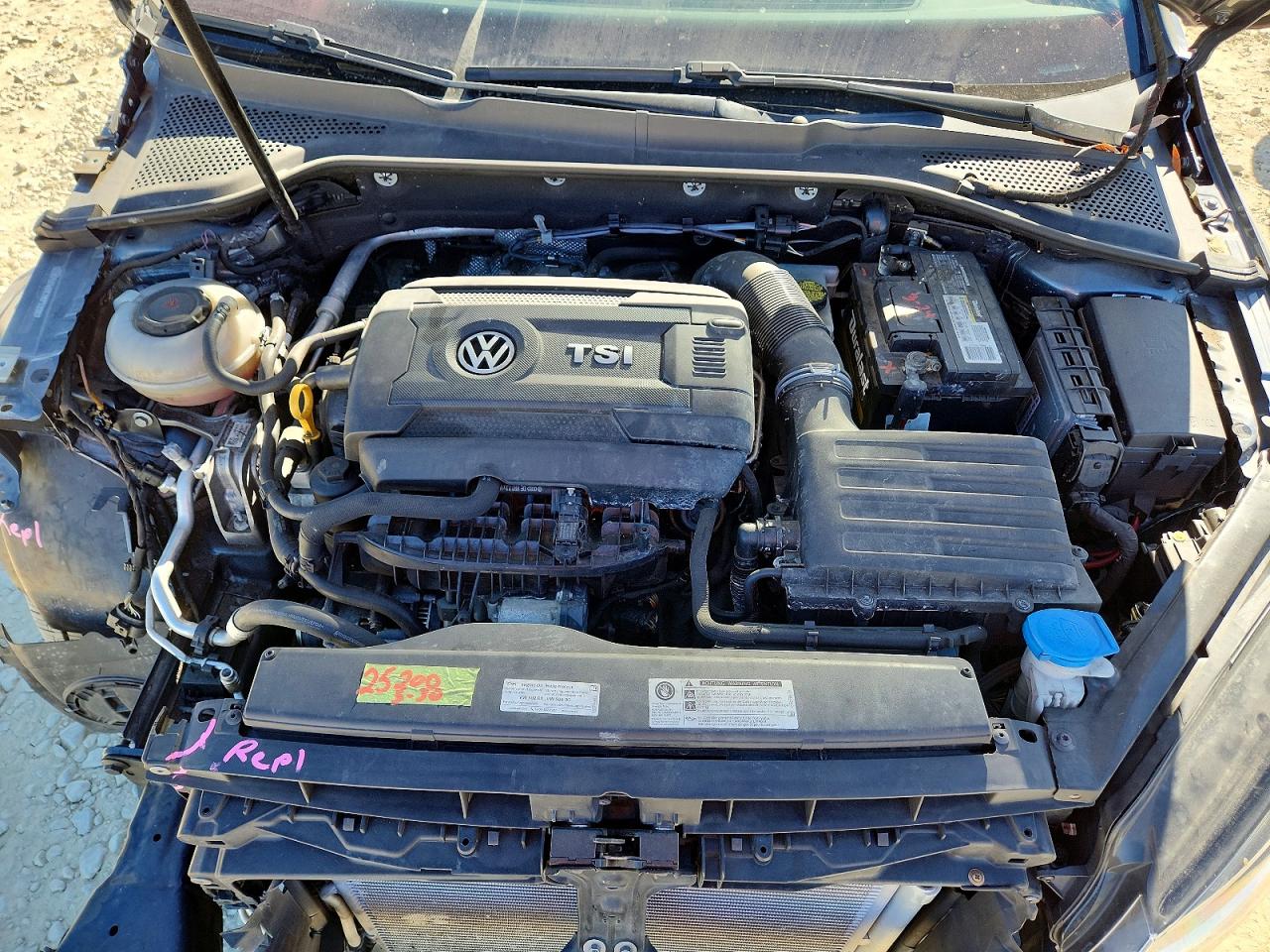 2018 Volkswagen Golf Sportwagen S/se Gray vin: 3VWD17AUXJM752387
