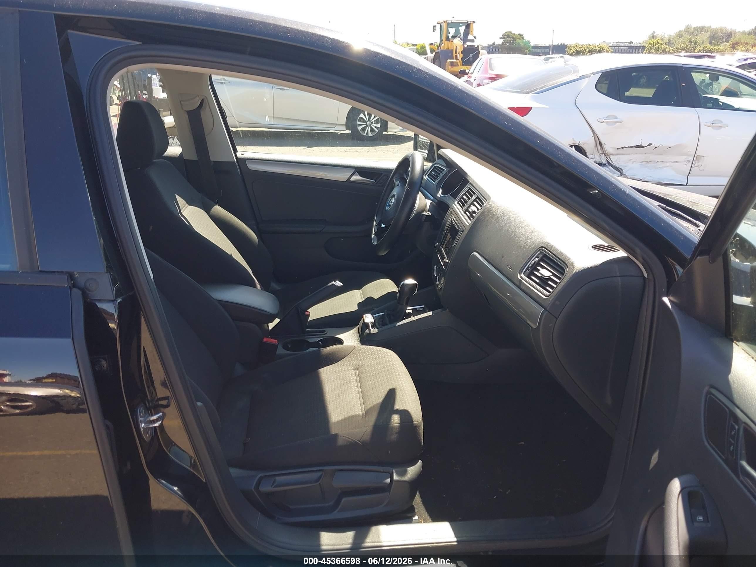 2016 Volkswagen Jetta 1.4t Se Black vin: 3VWD67AJ1GM365064