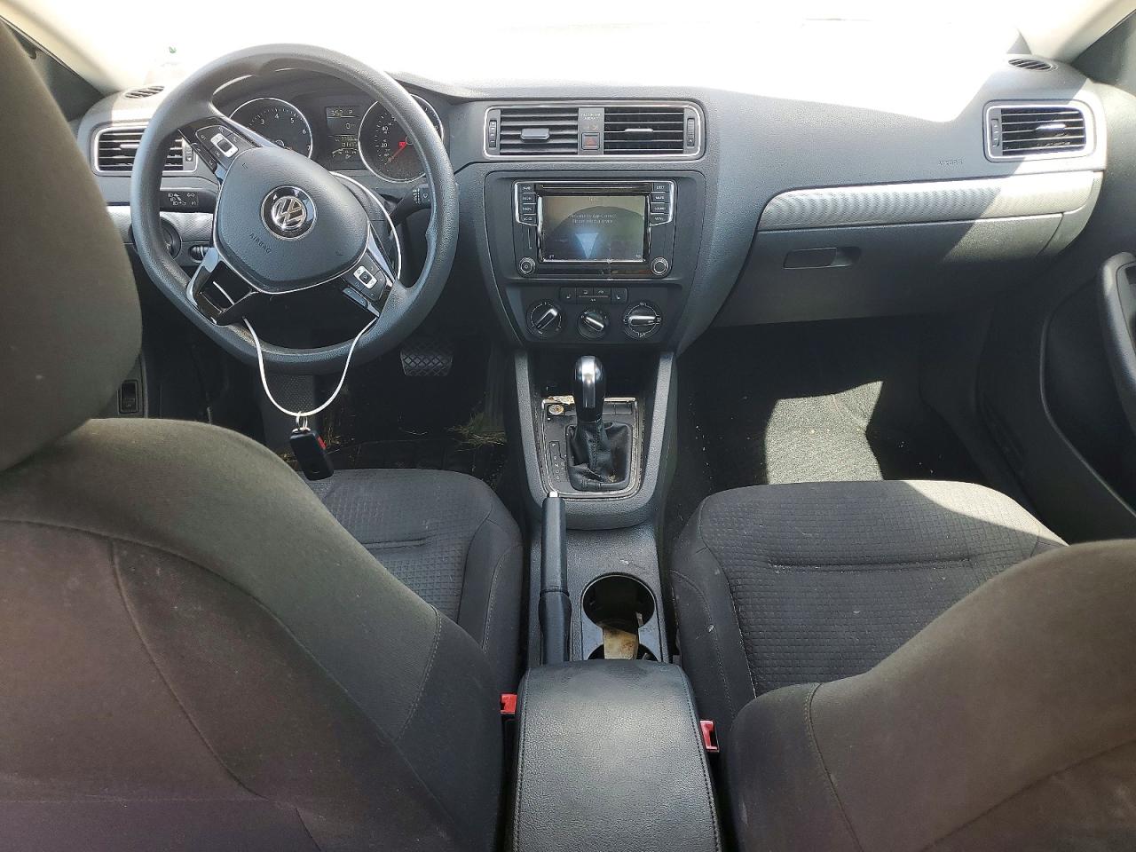 2016 Volkswagen Jetta Se White vin: 3VWD67AJ7GM394553