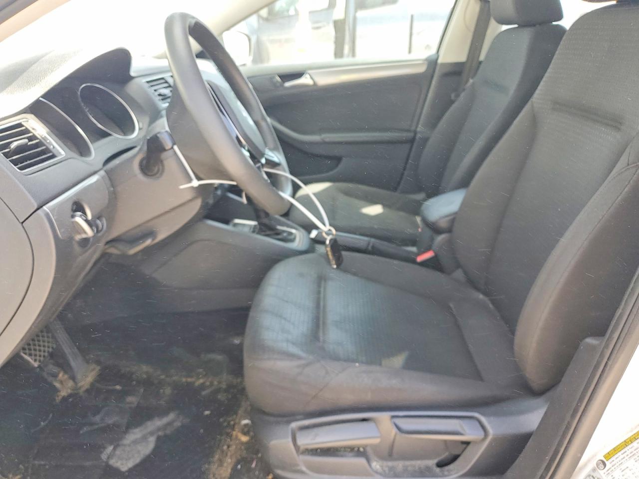 2016 Volkswagen Jetta Se White vin: 3VWD67AJ7GM394553
