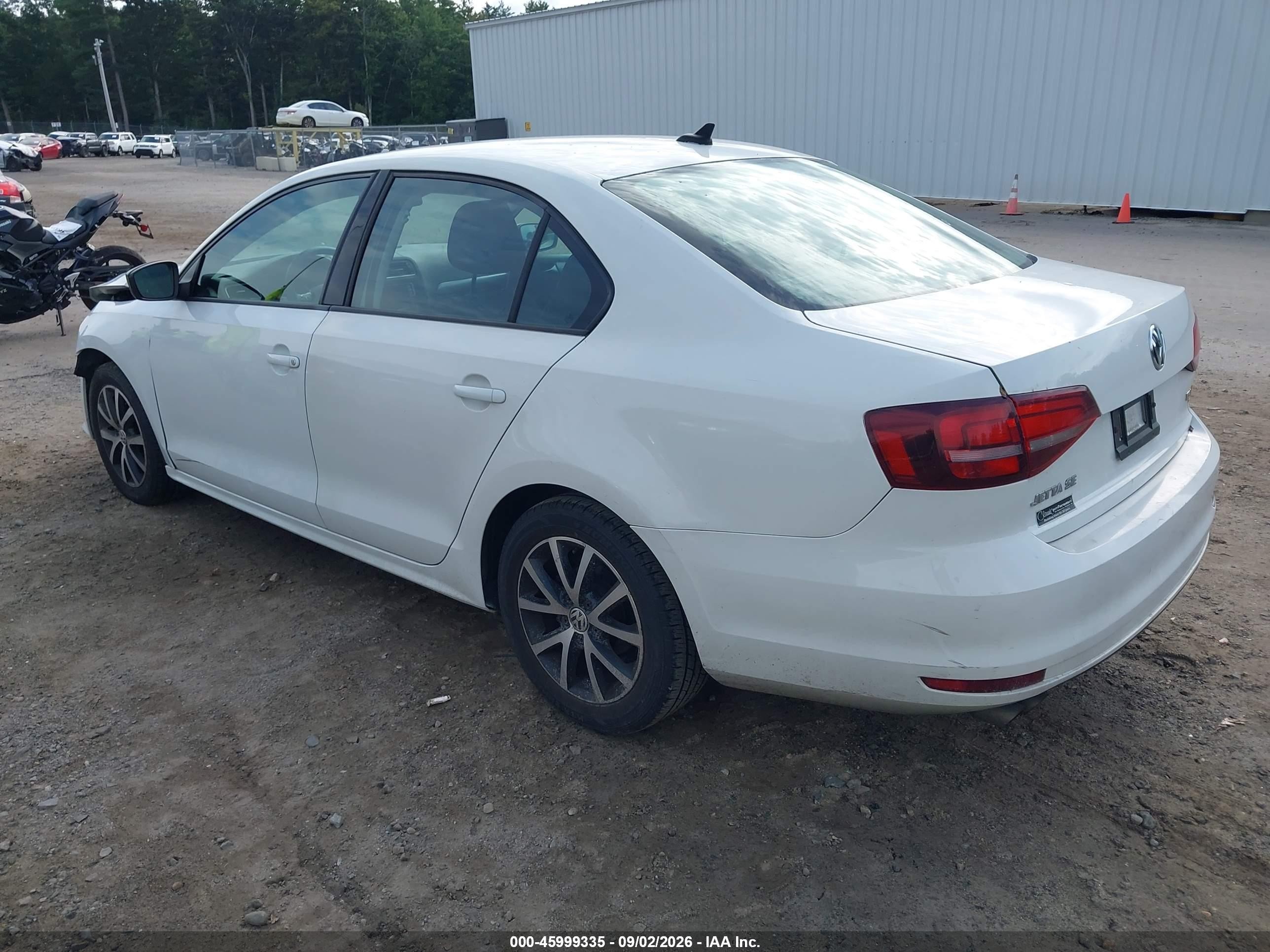 2016 Volkswagen Jetta 1.4t Se Silver vin: 3VWD67AJ8GM229613