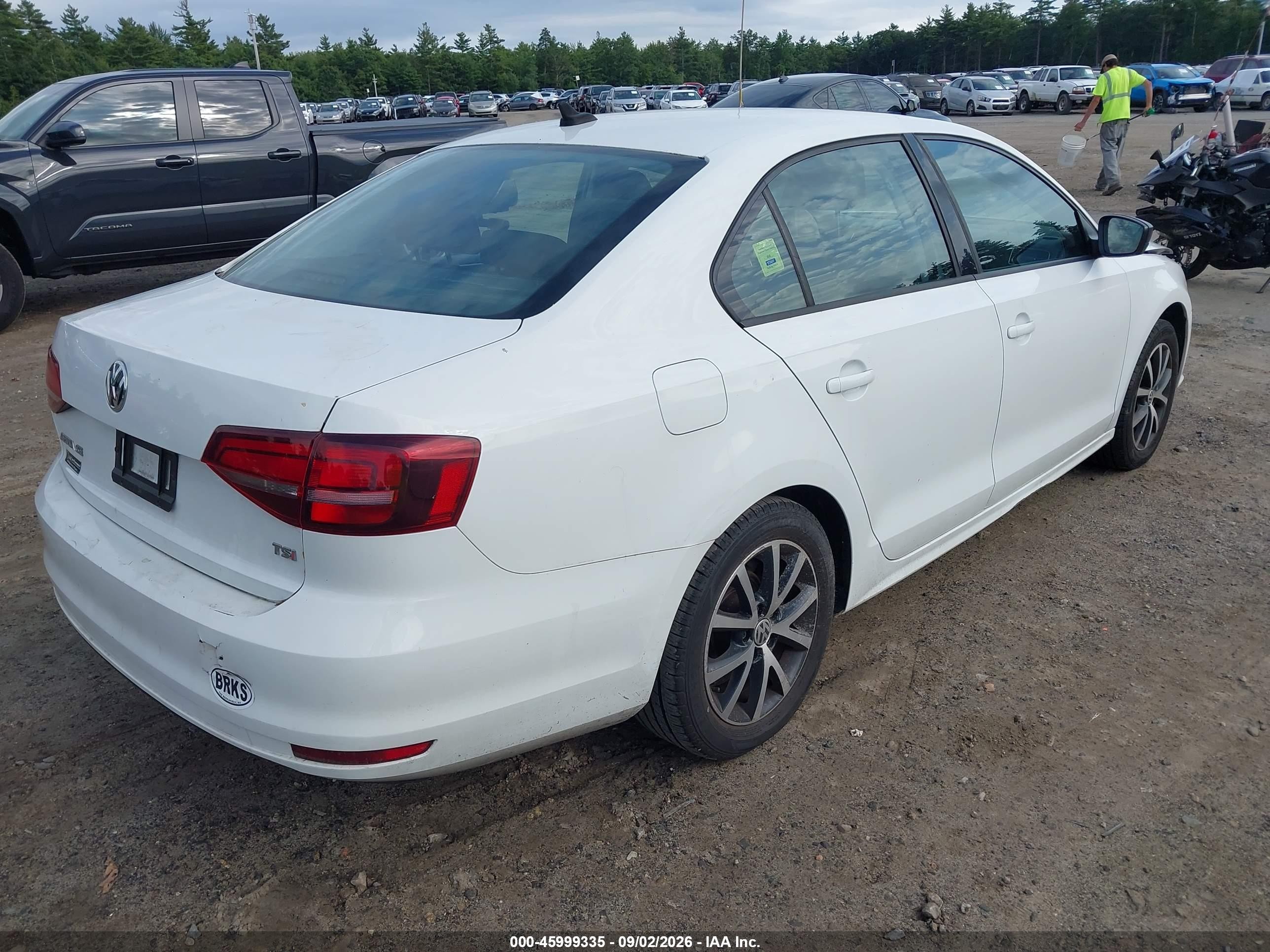 2016 Volkswagen Jetta 1.4t Se Silver vin: 3VWD67AJ8GM229613