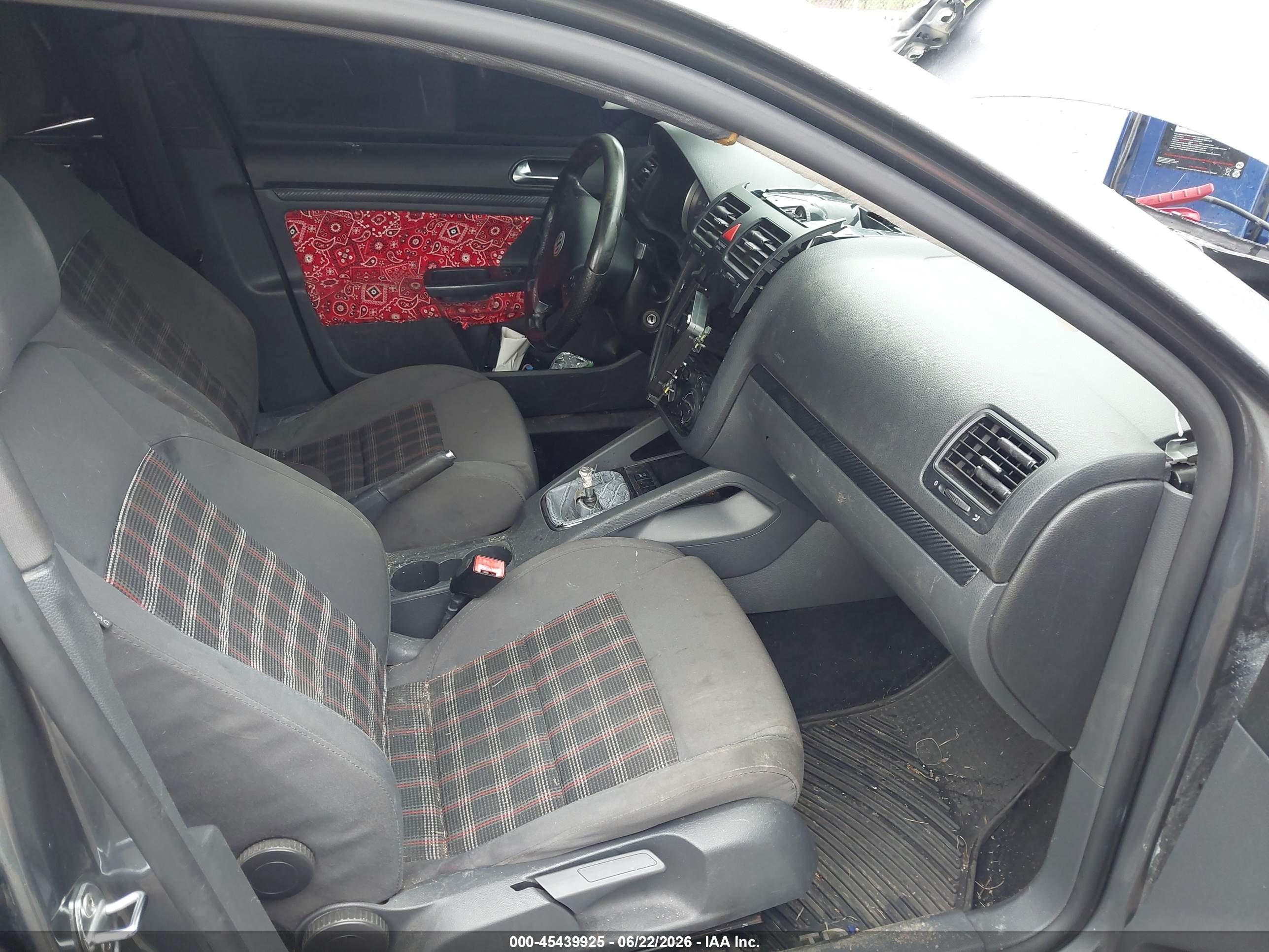 2009 Volkswagen Gli   Gray vin: 3VWDA71K79M039778