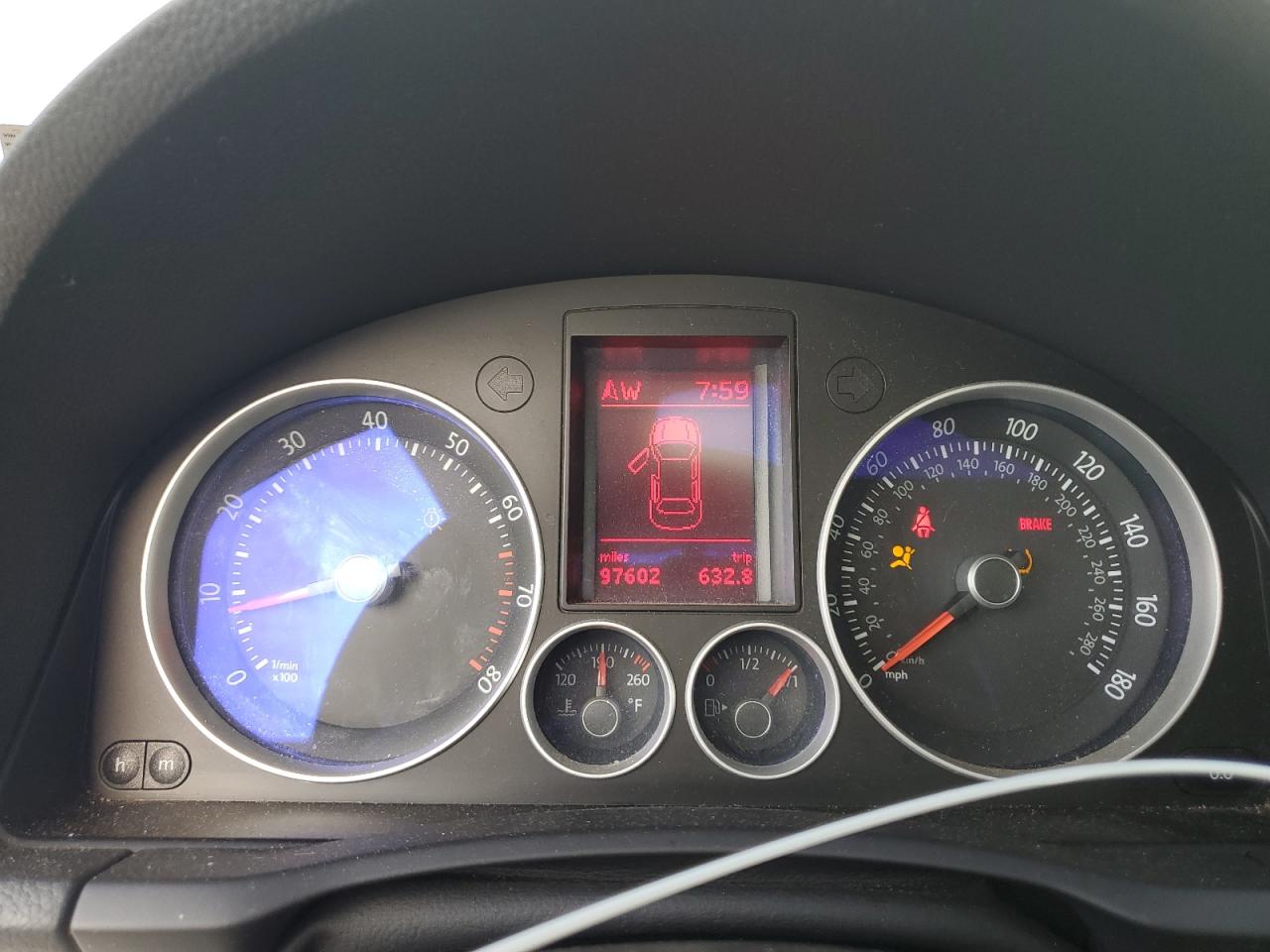 2009 Volkswagen Gli    White vin: 3VWDA71K79M135992