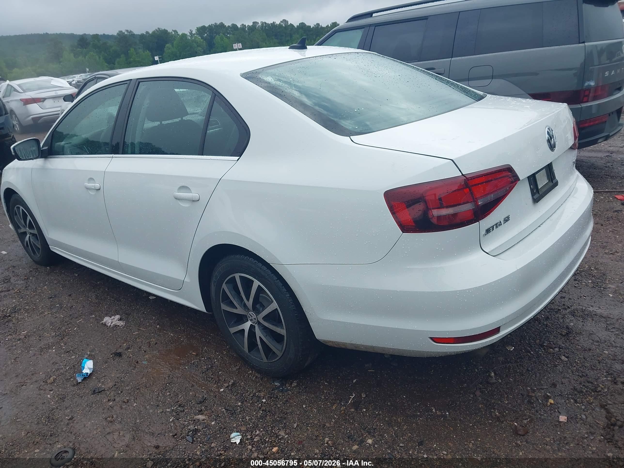 2018 Volkswagen Jetta 1.4t Se/1.4t Wolfsburg Edition Белый vin: 3VWDB7AJ1JM249883