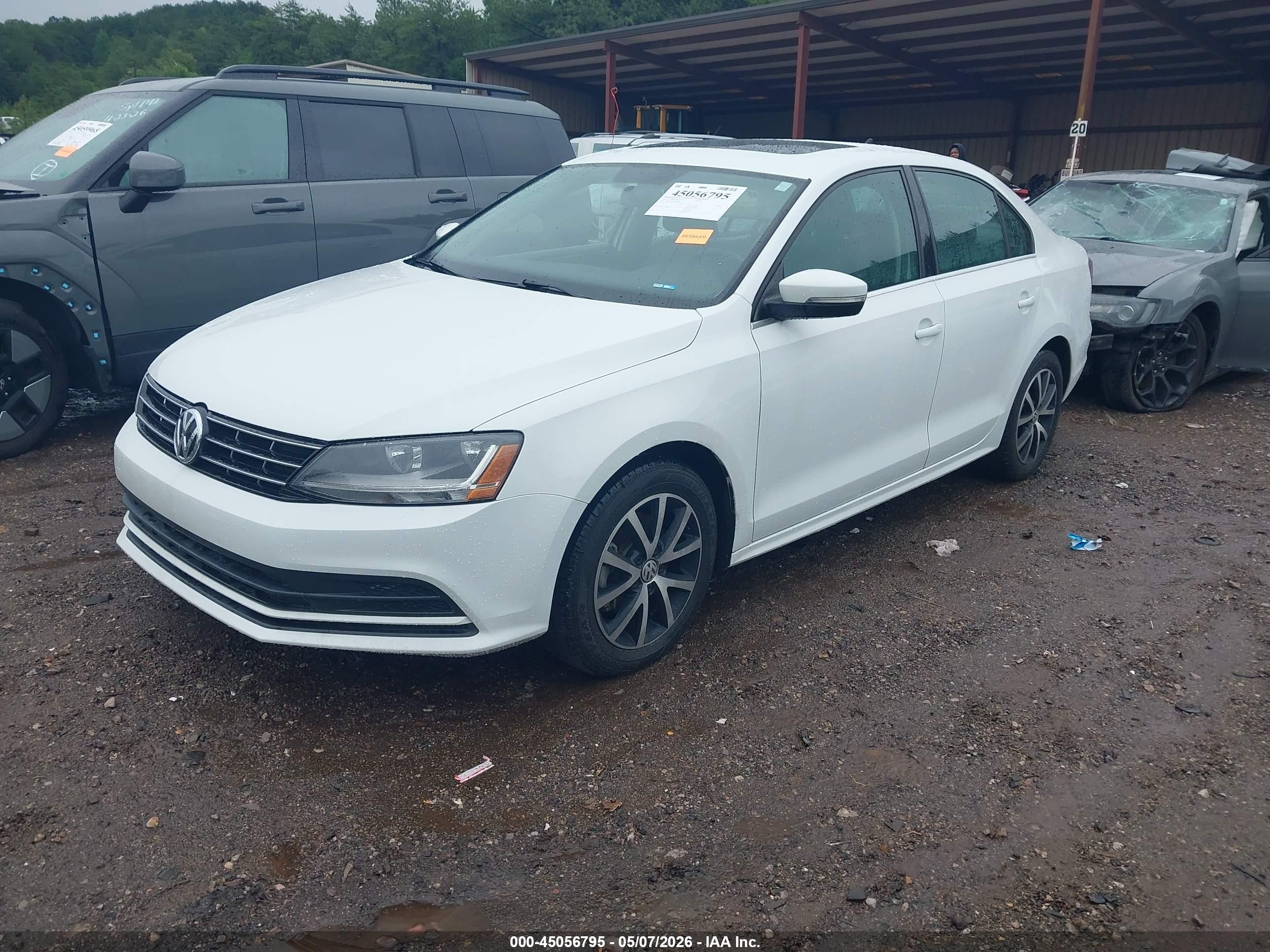 2018 Volkswagen Jetta 1.4t Se/1.4t Wolfsburg Edition Белый vin: 3VWDB7AJ1JM249883