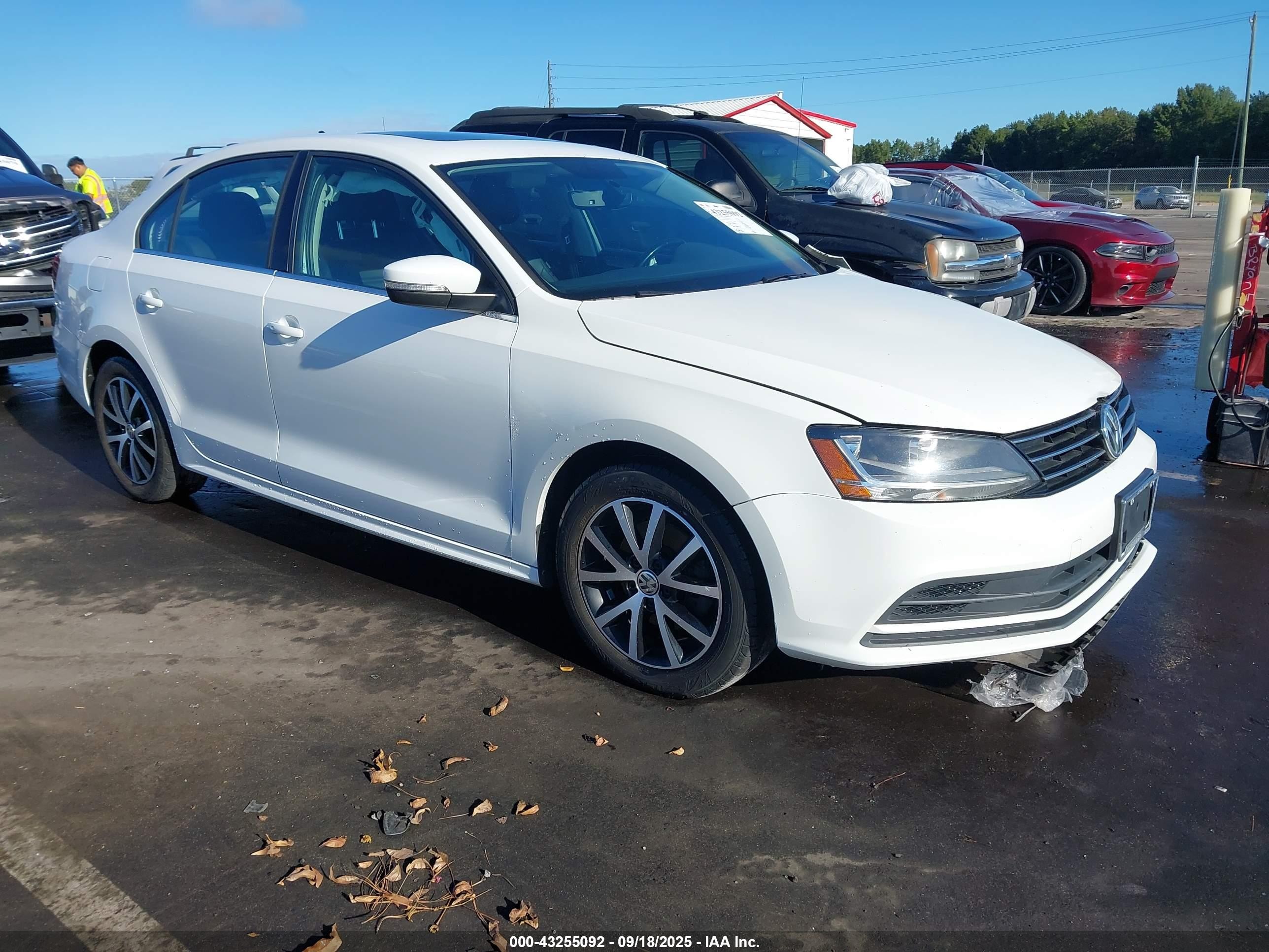 3VWDB7AJ2HM236313