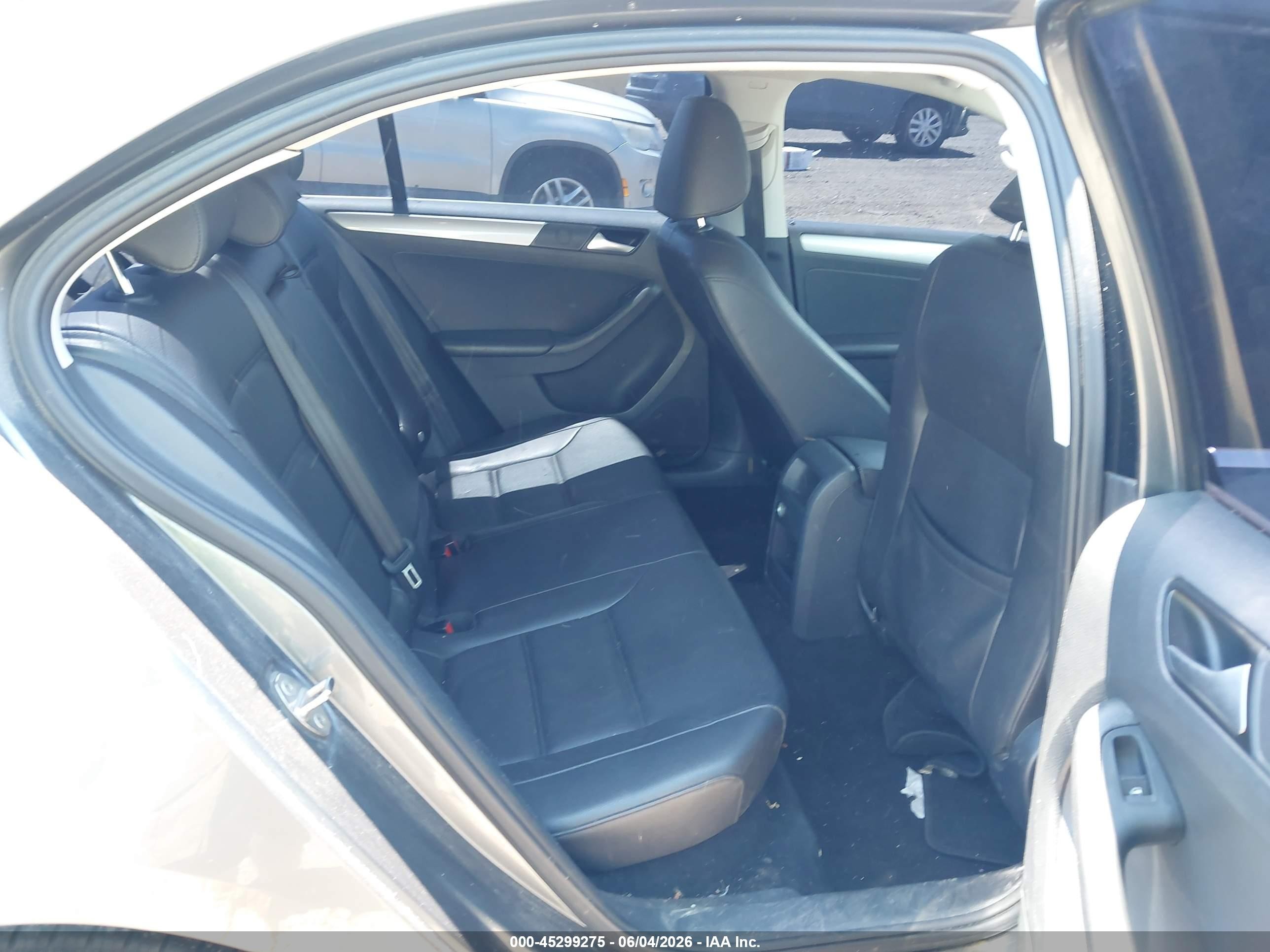 2017 Volkswagen Jetta 1.4t Se Серый vin: 3VWDB7AJ2HM408534