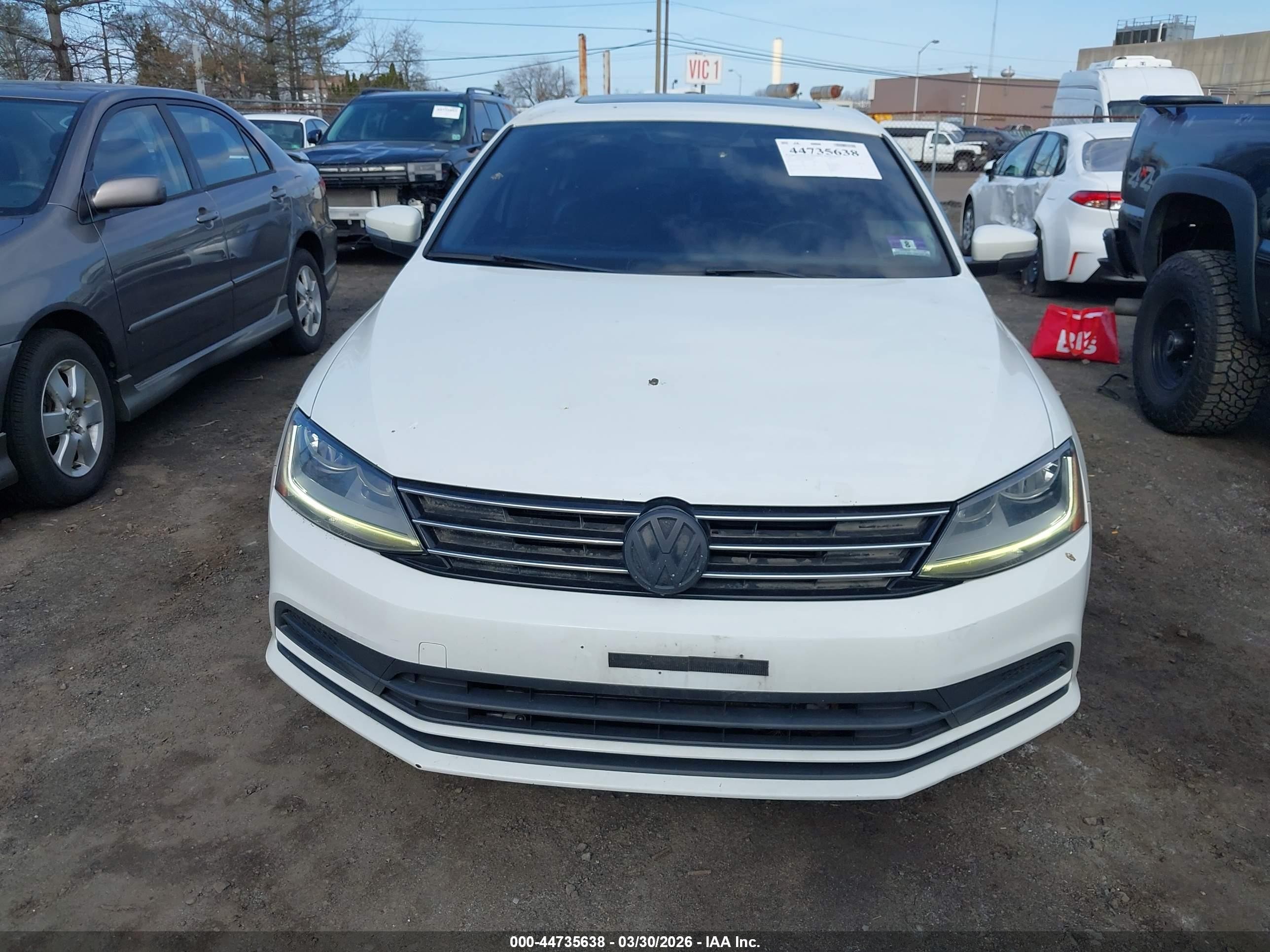 2017 Volkswagen Jetta 1.4t Se White vin: 3VWDB7AJ3HM359781